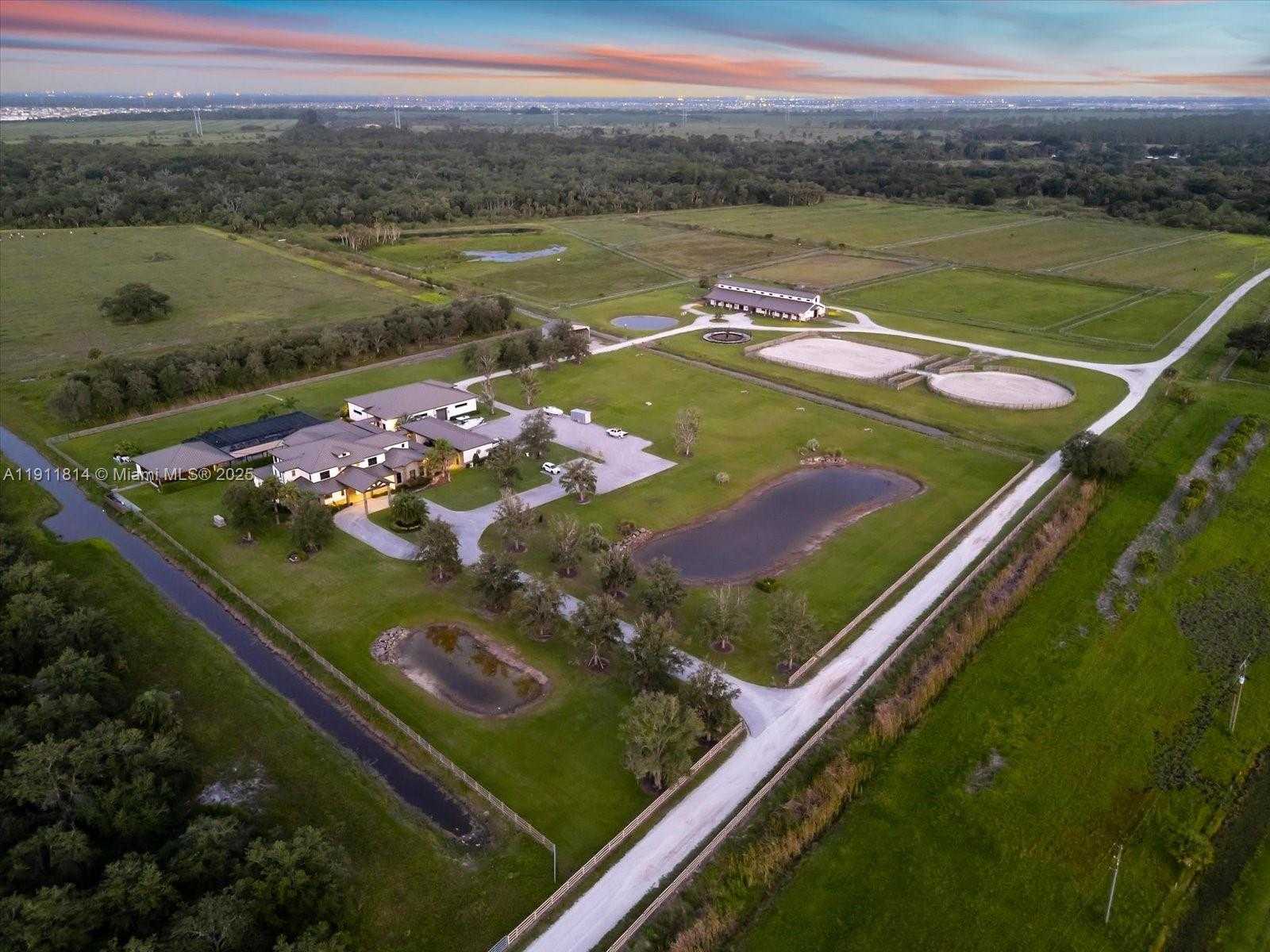 Small Image of 16675 C 24 CANAL RD, Port St. Lucie Number 48