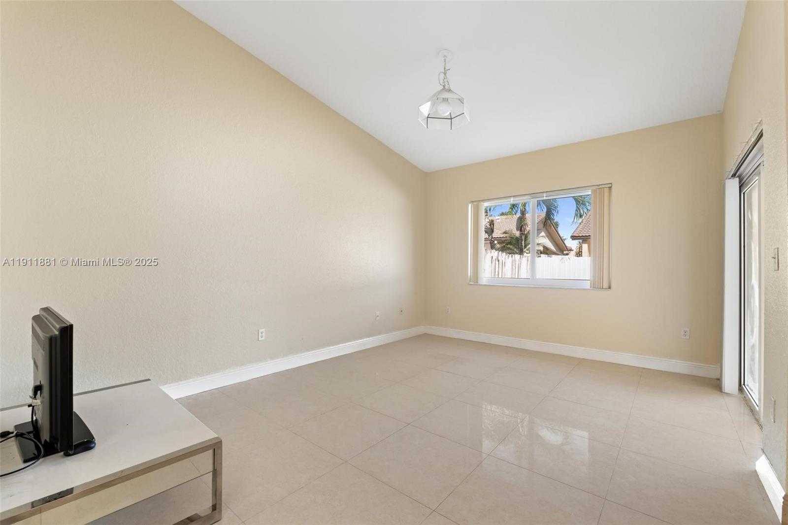 Small Image of 8761 NORTH WEST 142ND ST, Miami Lakes Number 17