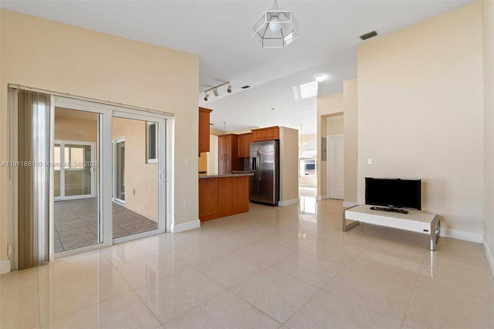 Small Image of 8761 NORTH WEST 142ND ST, Miami Lakes Number 18