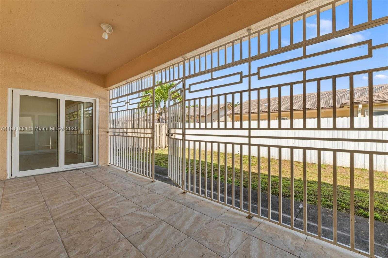 Small Image of 8761 NORTH WEST 142ND ST, Miami Lakes Number 19