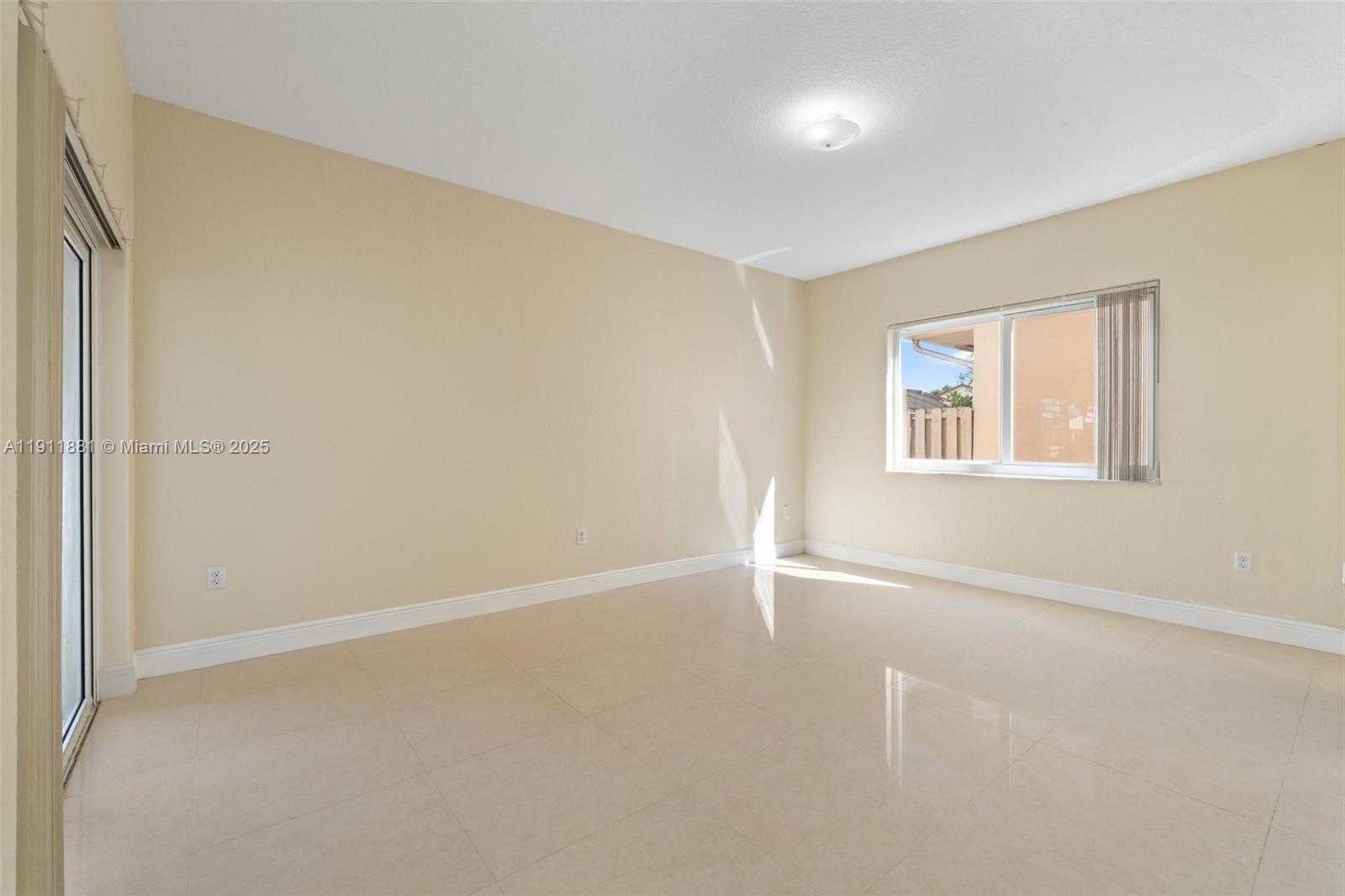 Small Image of 8761 NORTH WEST 142ND ST, Miami Lakes Number 20