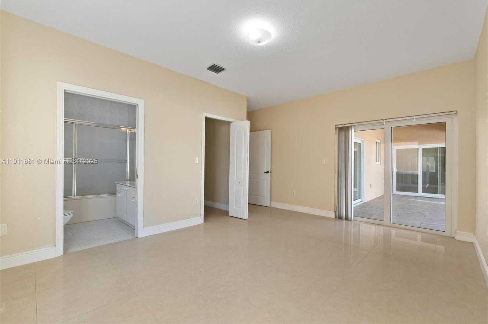 Small Image of 8761 NORTH WEST 142ND ST, Miami Lakes Number 21