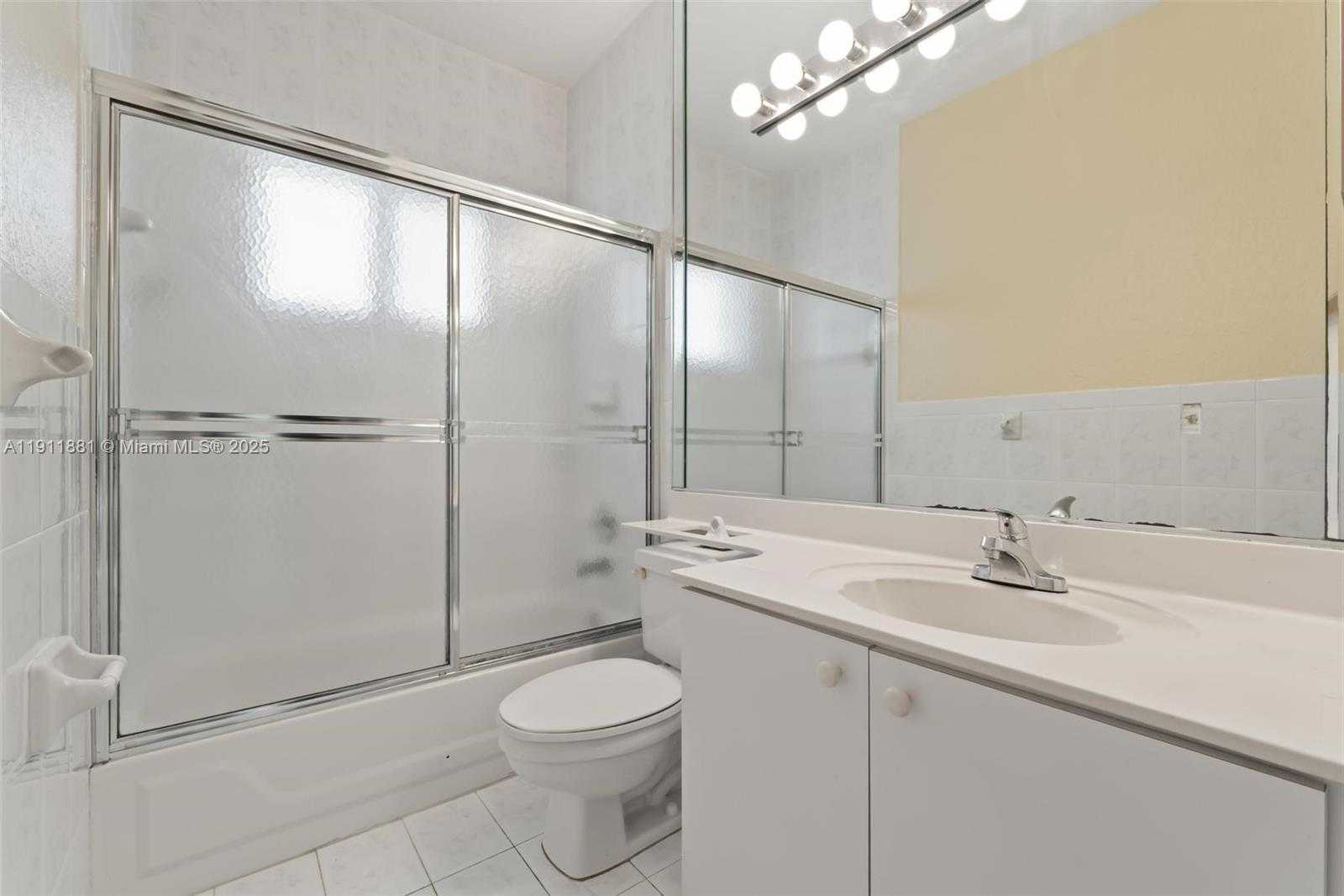 Small Image of 8761 NORTH WEST 142ND ST, Miami Lakes Number 26