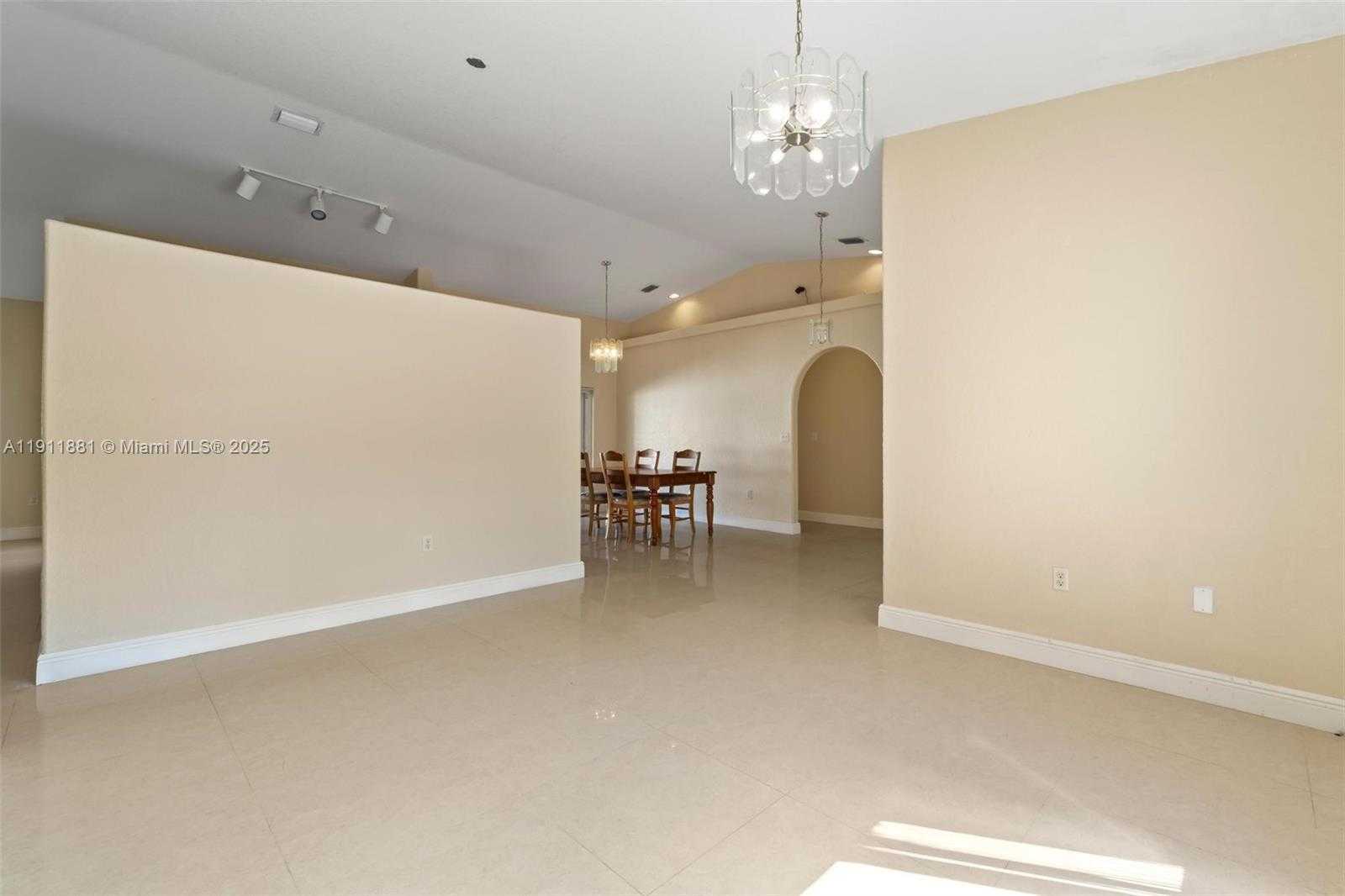 Small Image of 8761 NORTH WEST 142ND ST, Miami Lakes Number 8