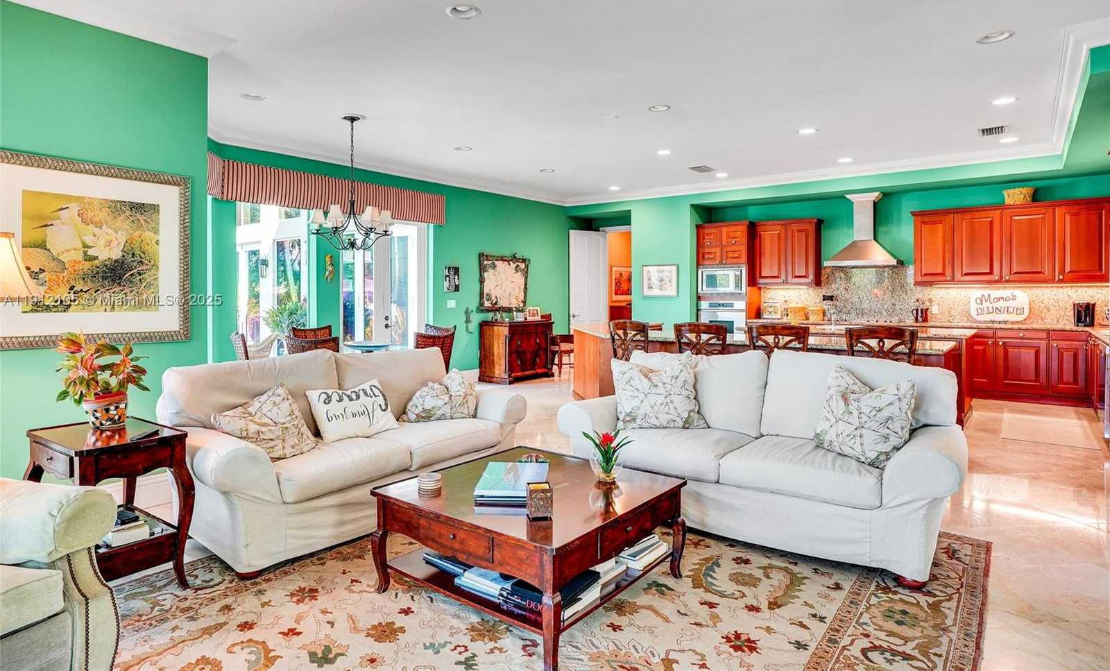 Small Image of 550 HARBOR DR, Key Biscayne Number 60