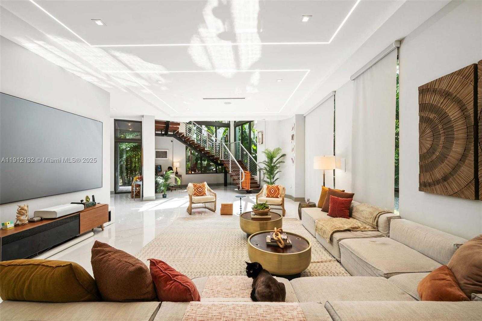 Small Image of 4185 VENTURA AVE, Coconut Grove Number 15