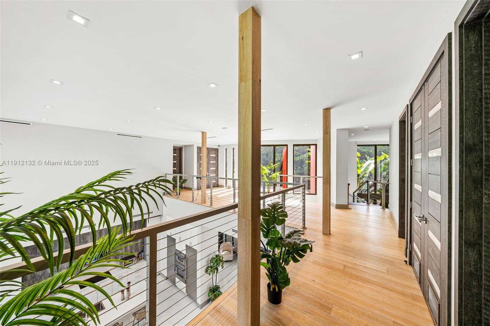 Small Image of 4185 VENTURA AVE, Coconut Grove Number 24