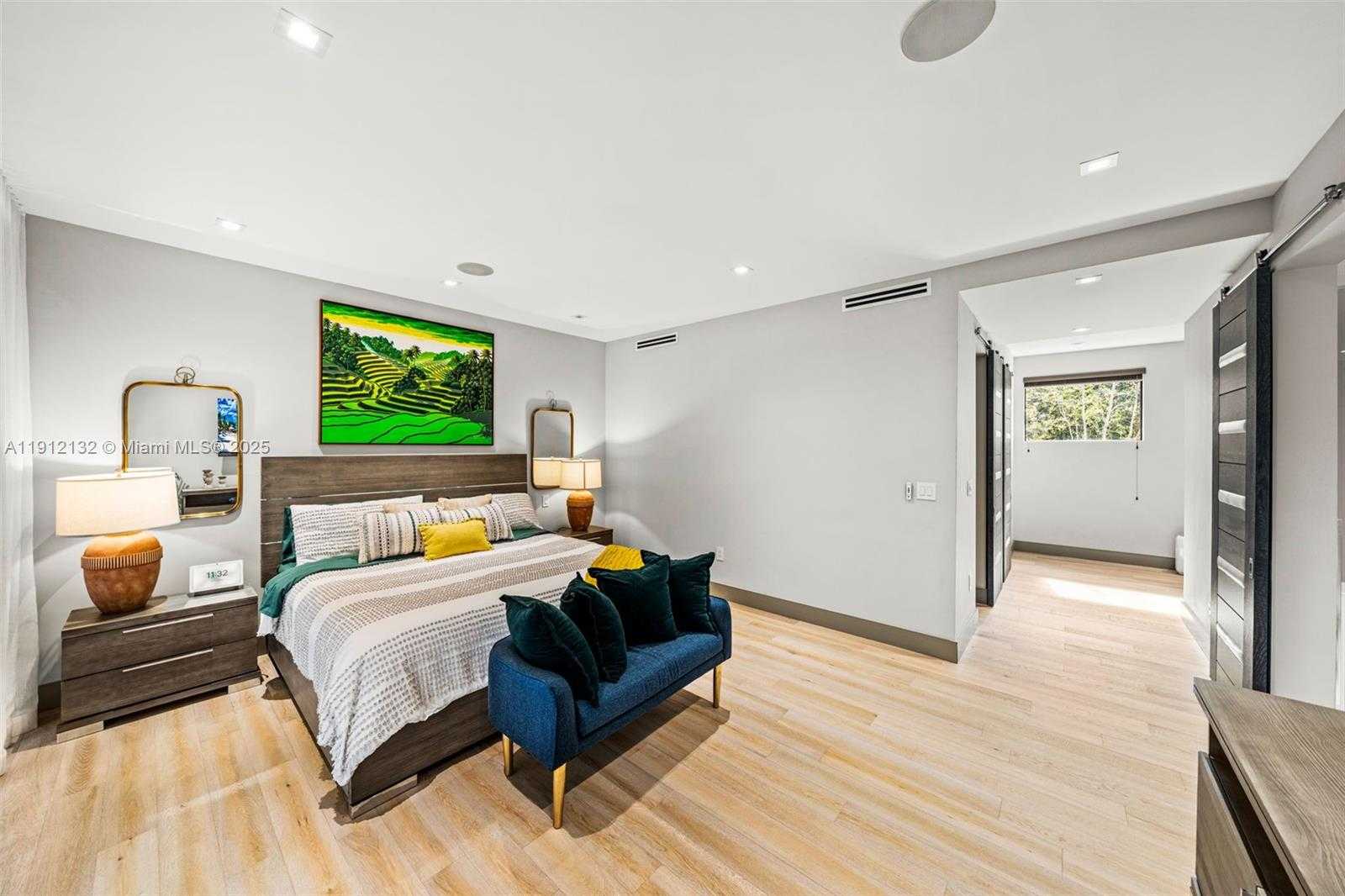 Small Image of 4185 VENTURA AVE, Coconut Grove Number 27