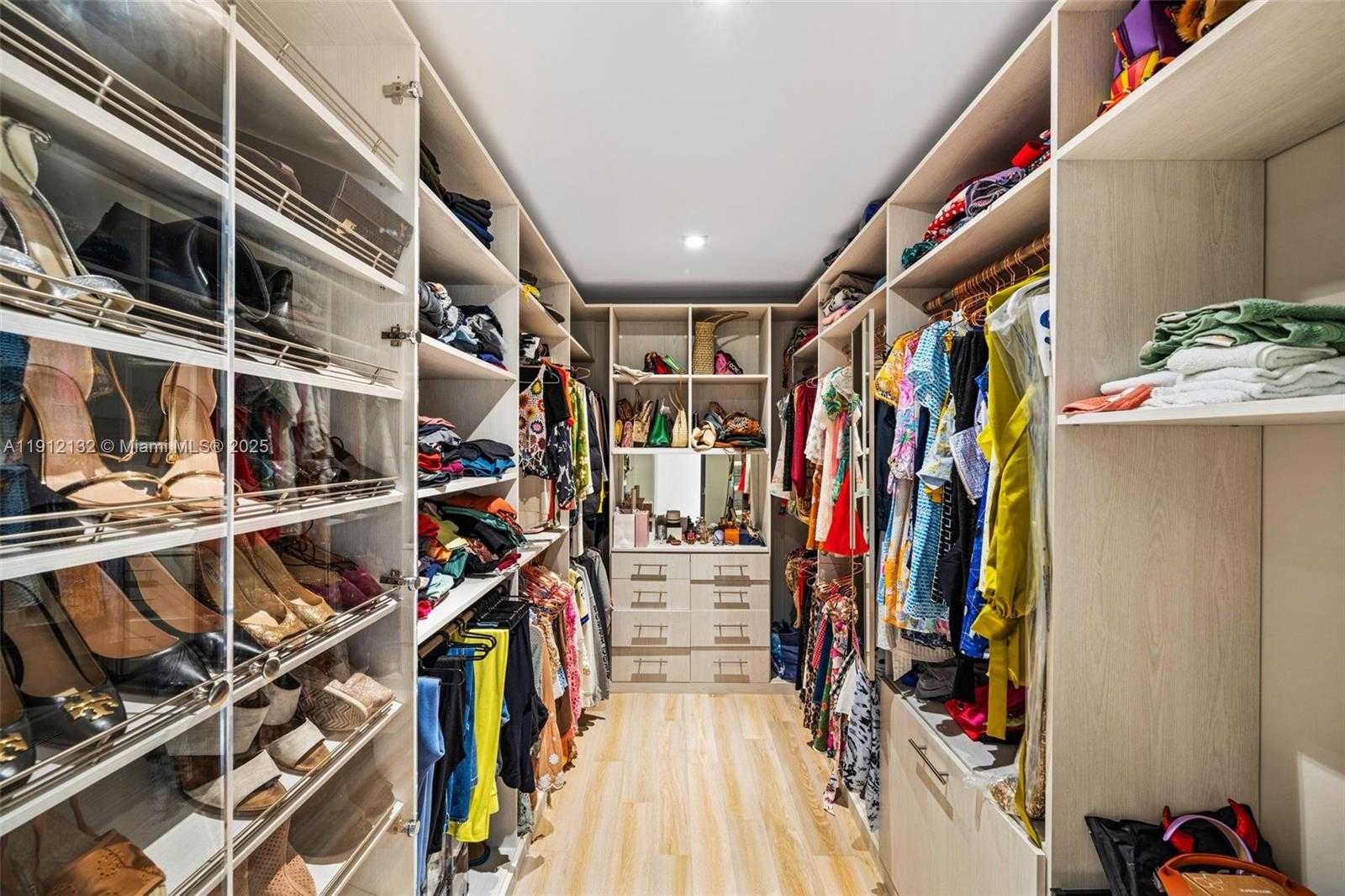 Small Image of 4185 VENTURA AVE, Coconut Grove Number 32