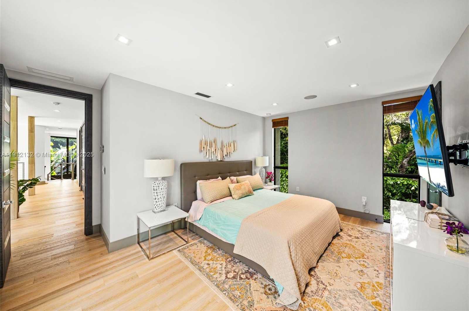 Small Image of 4185 VENTURA AVE, Coconut Grove Number 36