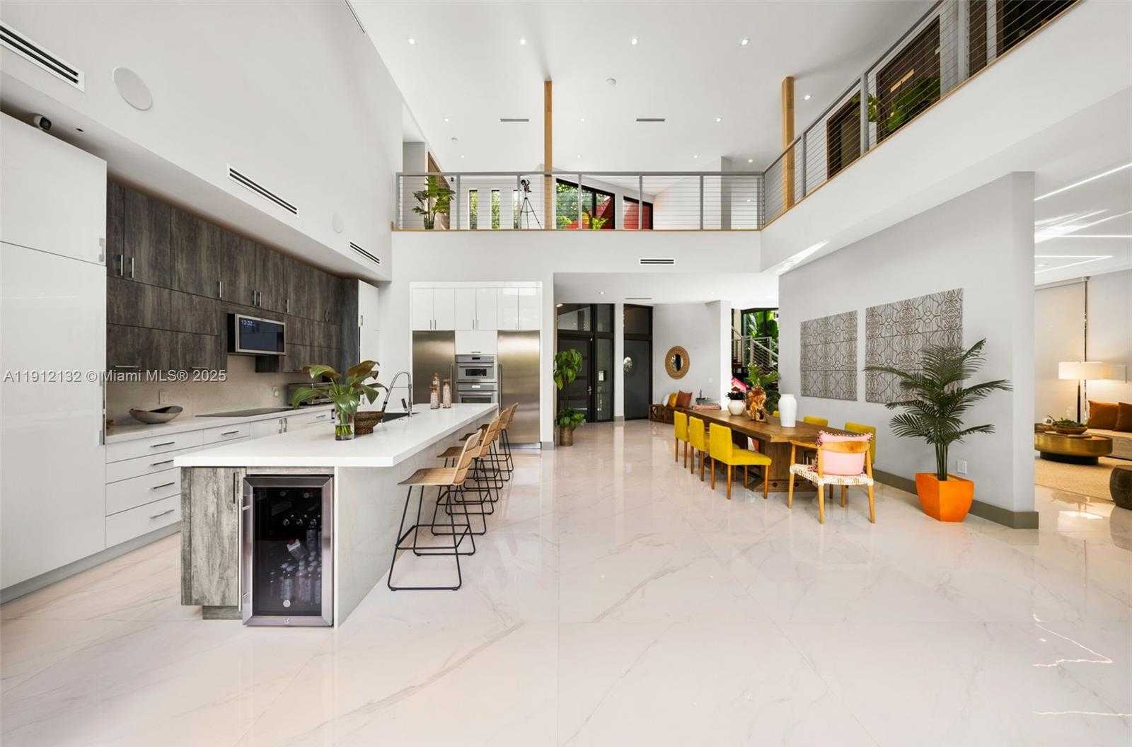 Small Image of 4185 VENTURA AVE, Coconut Grove Number 4