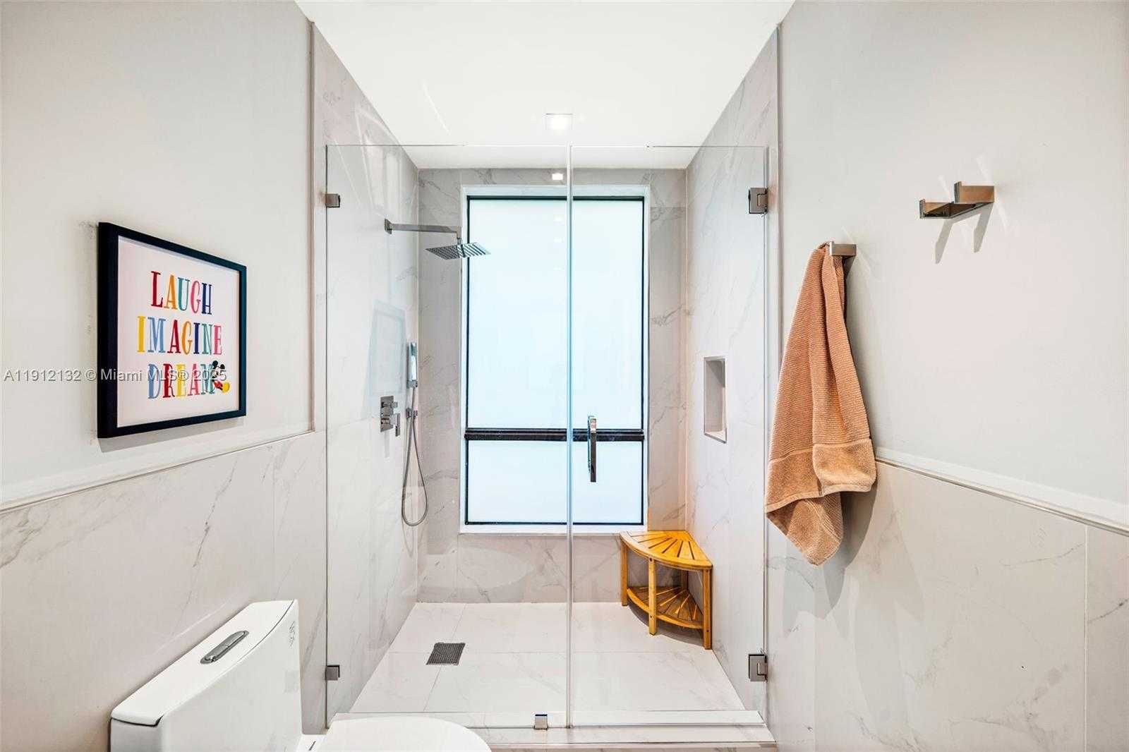 Small Image of 4185 VENTURA AVE, Coconut Grove Number 45