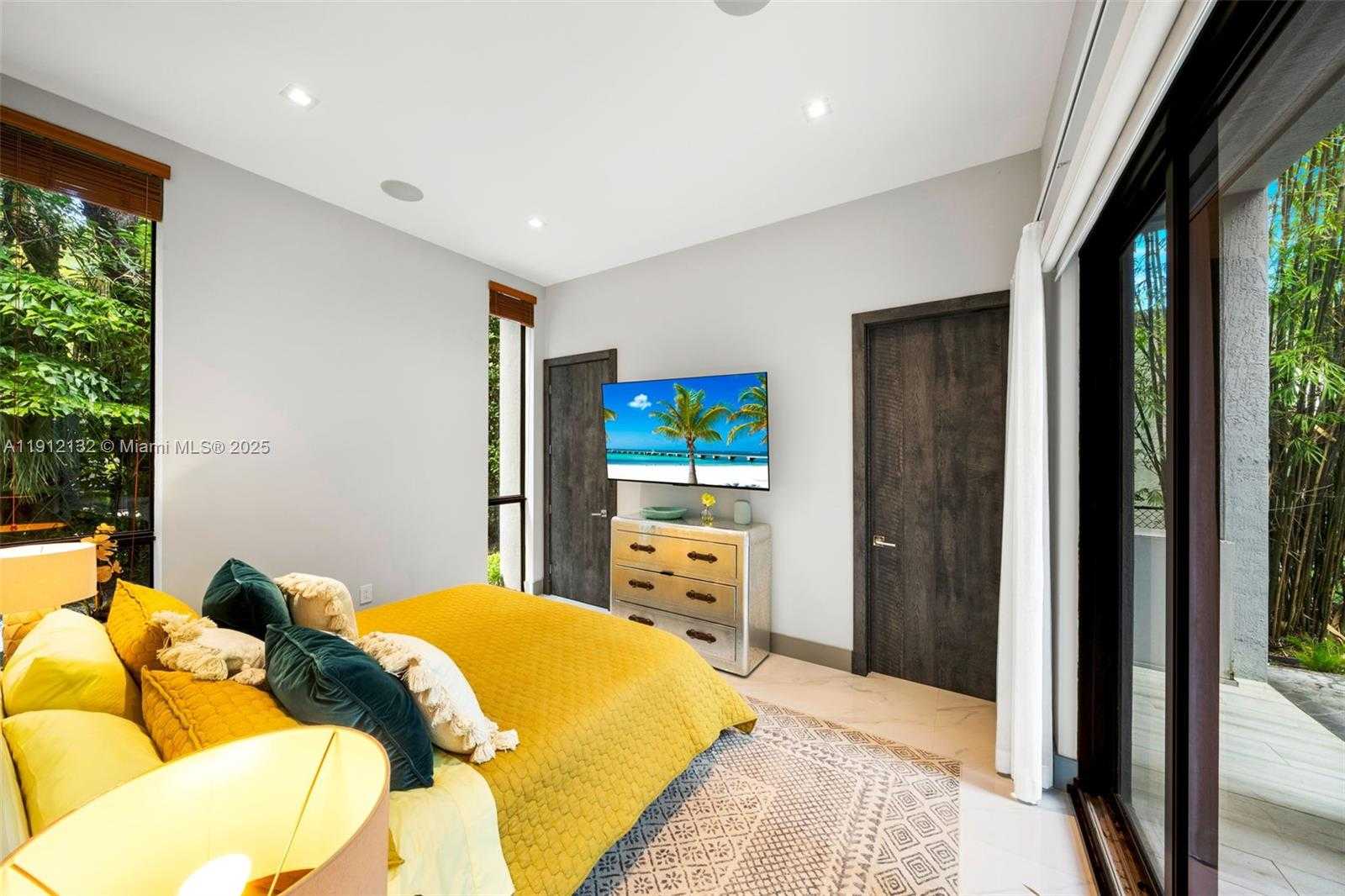 Small Image of 4185 VENTURA AVE, Coconut Grove Number 46