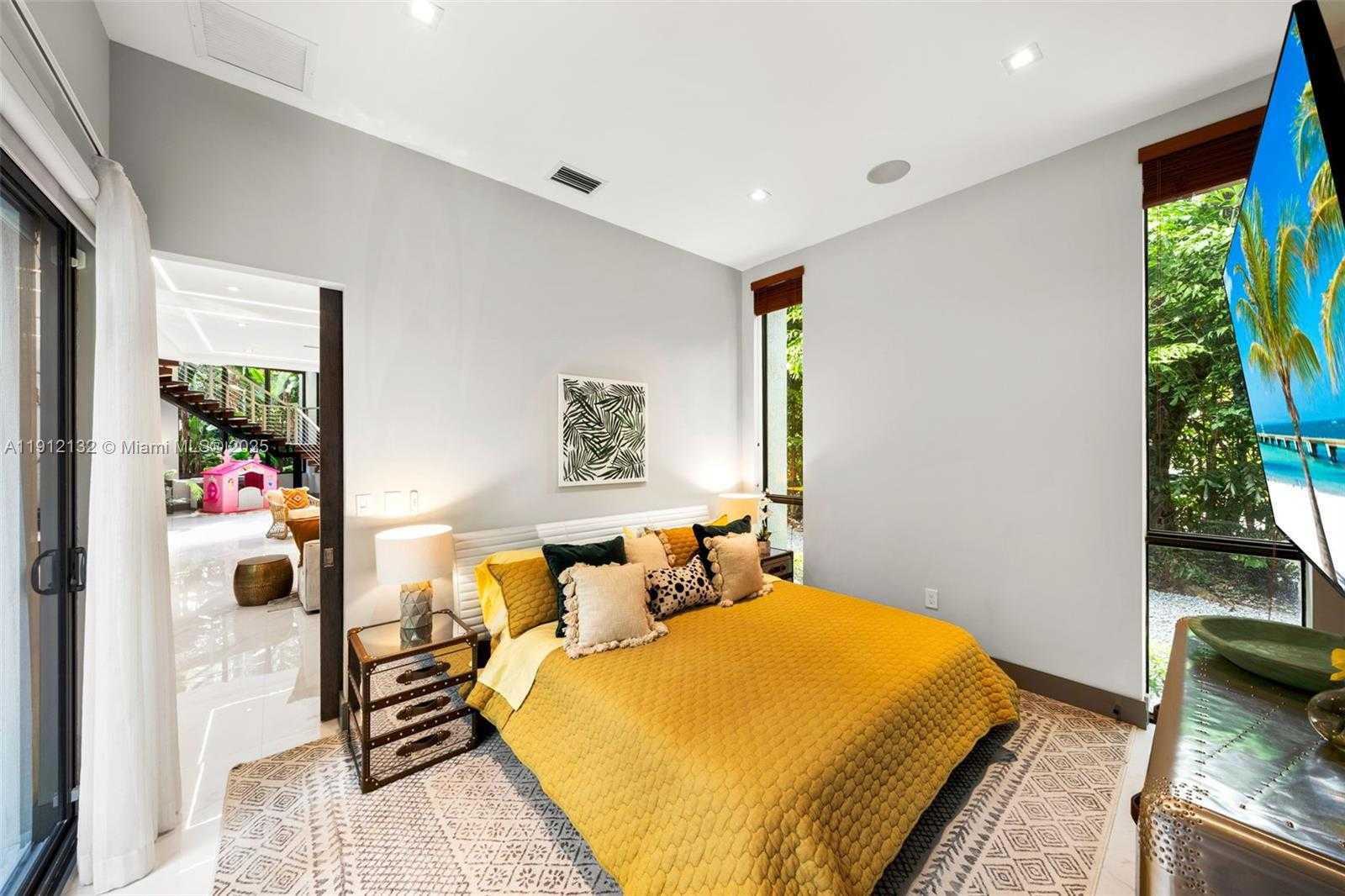 Small Image of 4185 VENTURA AVE, Coconut Grove Number 47