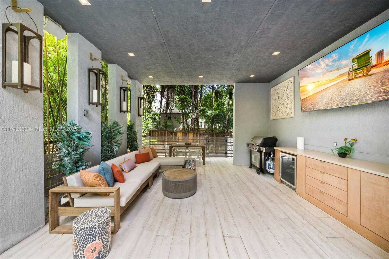 Small Image of 4185 VENTURA AVE, Coconut Grove Number 53