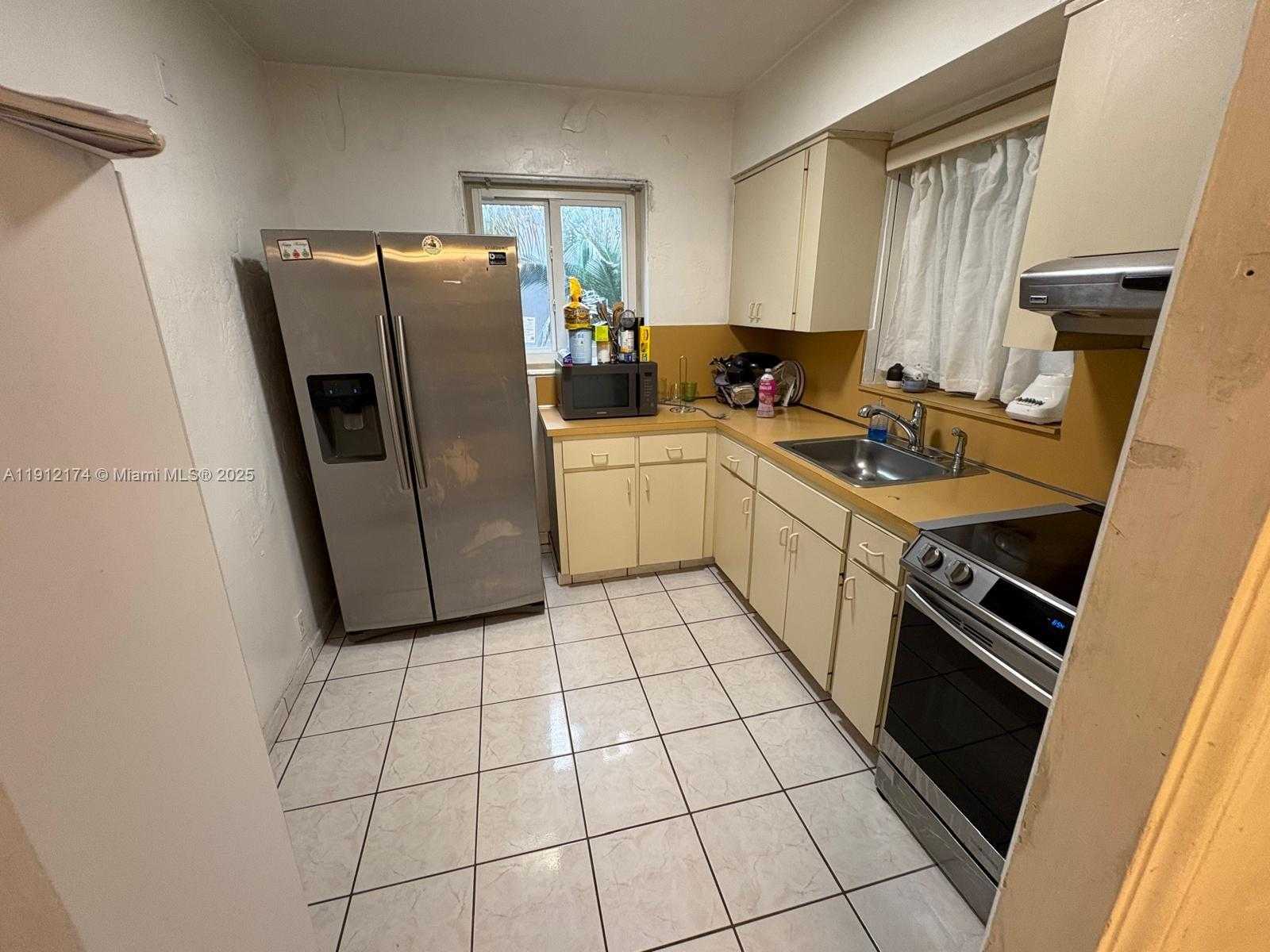 Small Image of 2255 SOUTH WEST 2ND TER, Miami Number 6