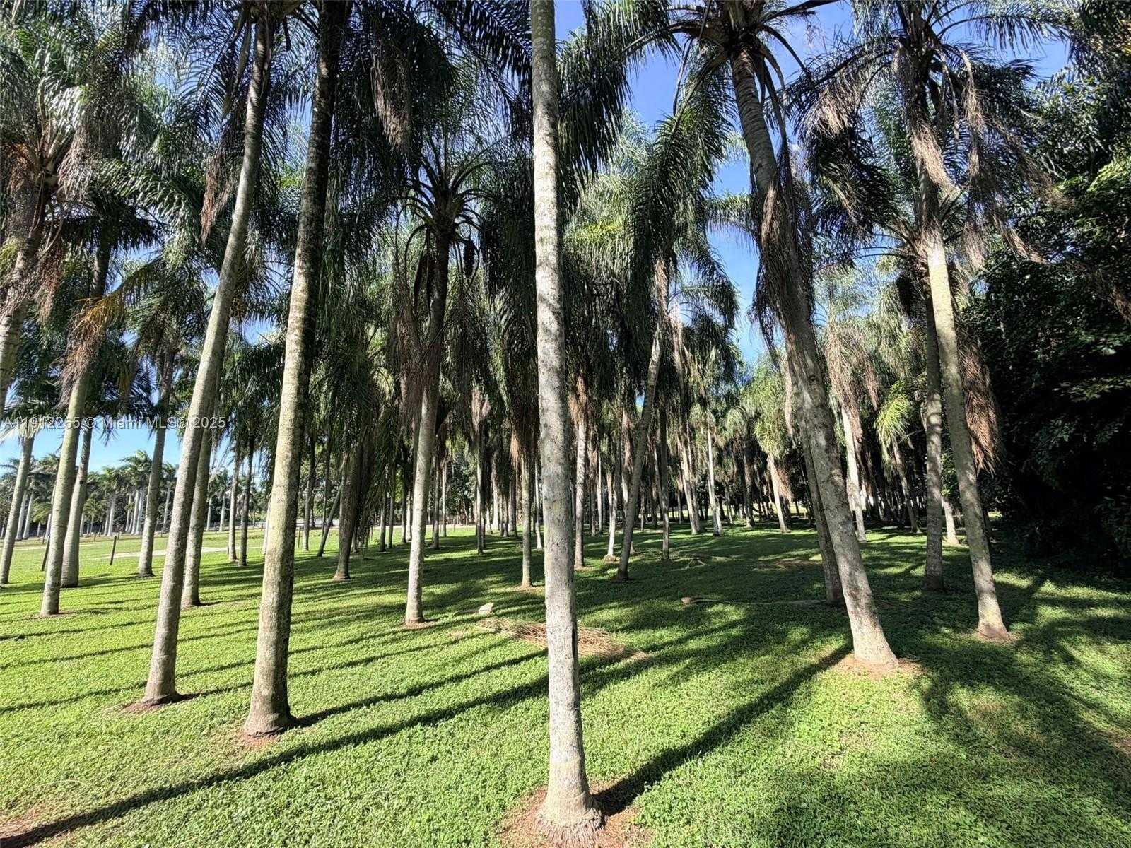 Small Image of 14431 MUSTANG TRL, Southwest Ranches Number 6