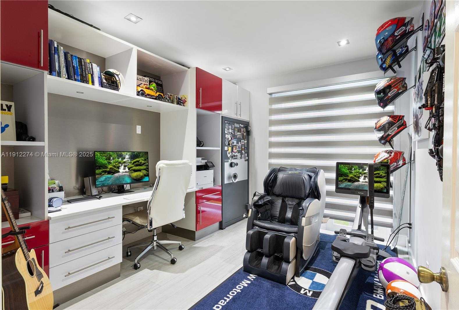 Small Image of 5869 NORTH WEST 112TH CT, Doral Number 28