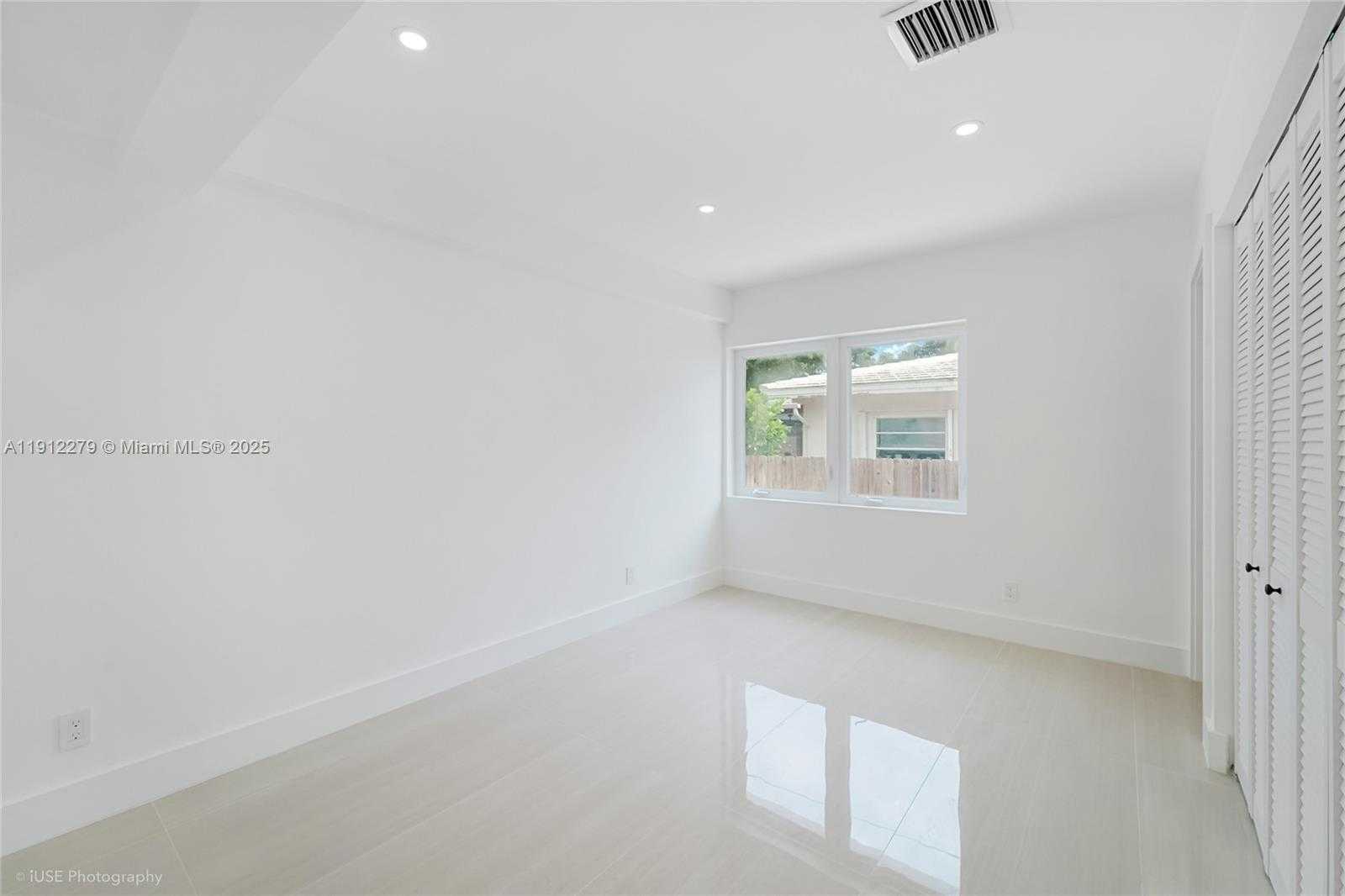 Small Image of 953 NORTH EAST 91ST TER, Miami Shores Number 22