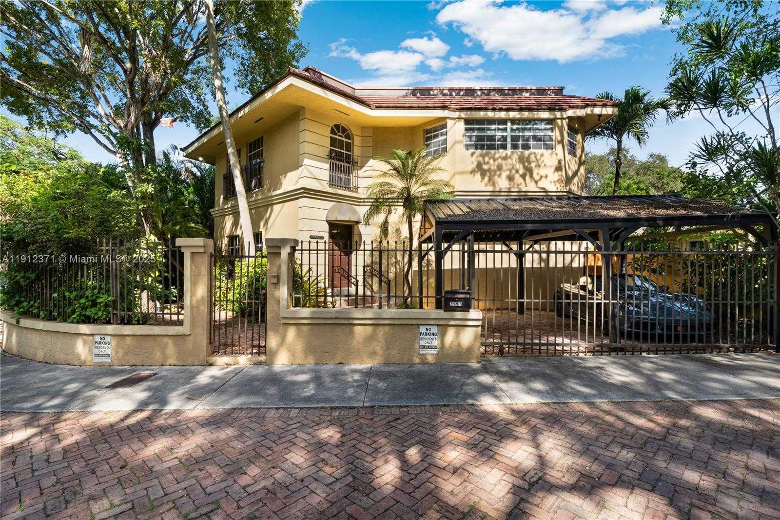 Small Image of 2997 DAY AVE, Miami Number 1