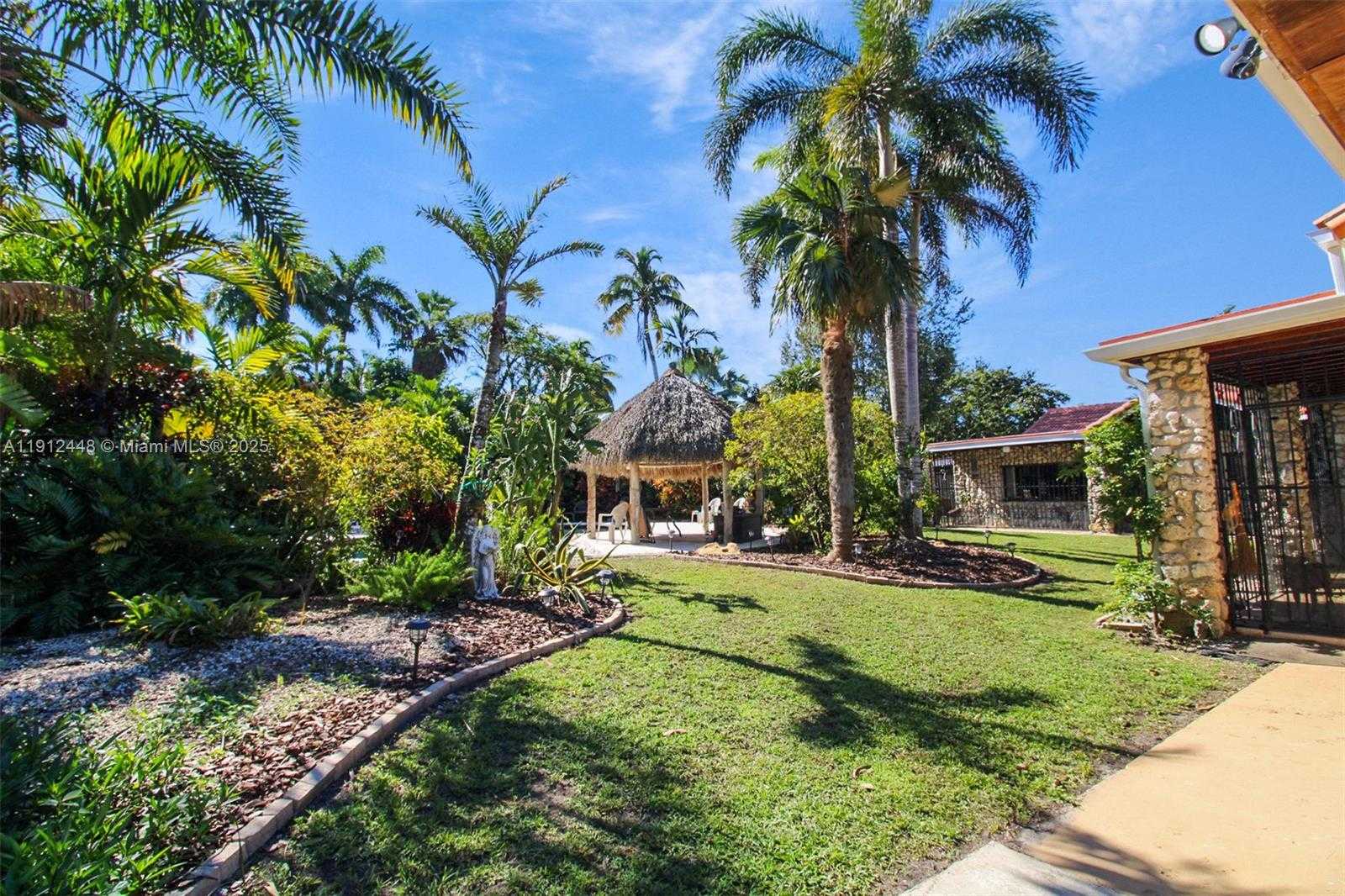 Small Image of 19051 SOUTH WEST 147TH AVE, Miami Number 12