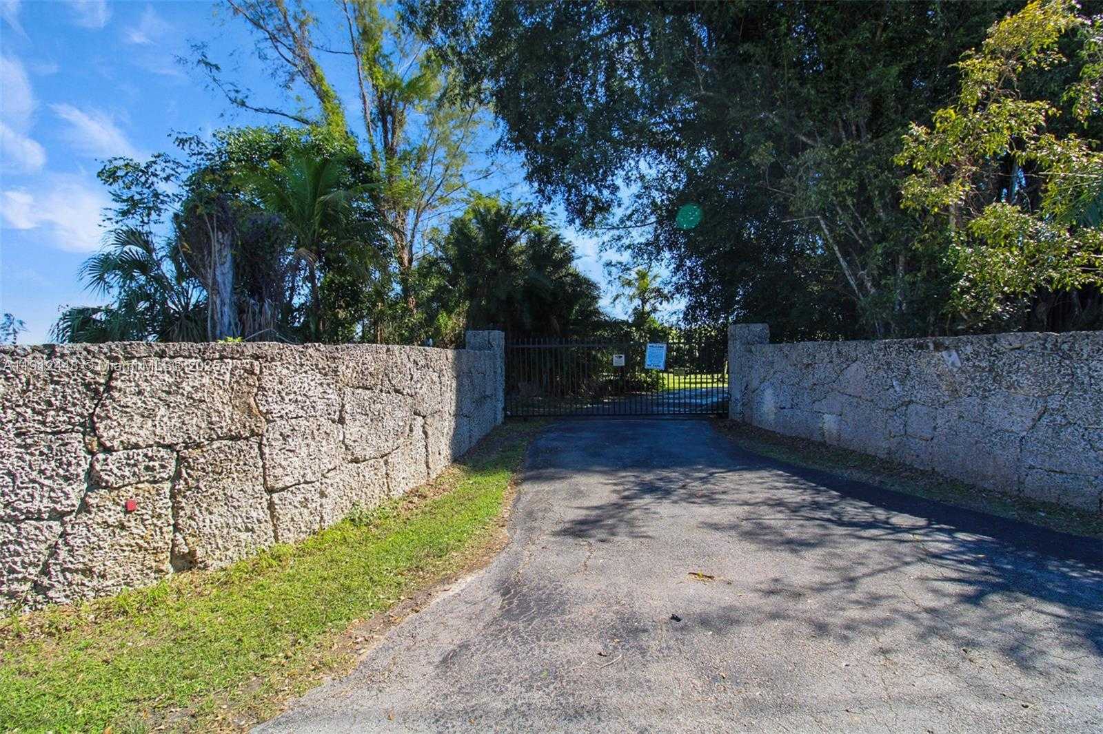 Small Image of 19051 SOUTH WEST 147TH AVE, Miami Number 24