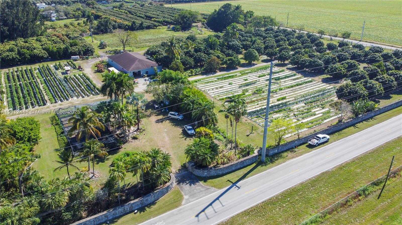 Small Image of 19051 SOUTH WEST 147TH AVE, Miami Number 38