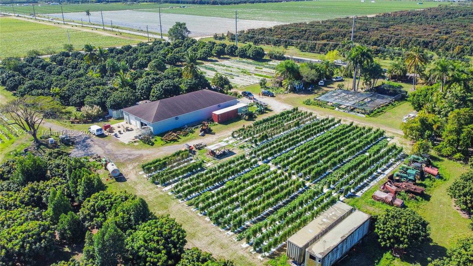 Small Image of 19051 SOUTH WEST 147TH AVE, Miami Number 44