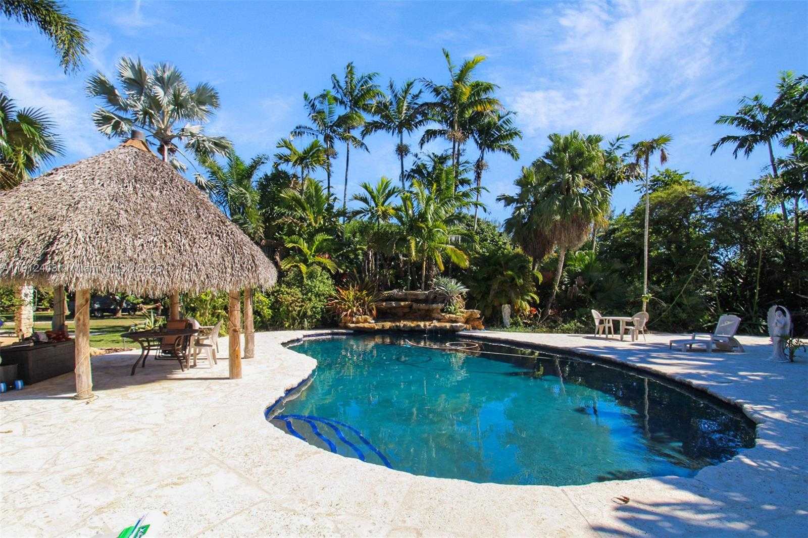 Small Image of 19051 SOUTH WEST 147TH AVE, Miami Number 6