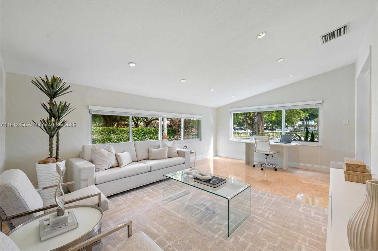 Small Image of 5620 ALHAMBRA CIR, Coral Gables Number 10