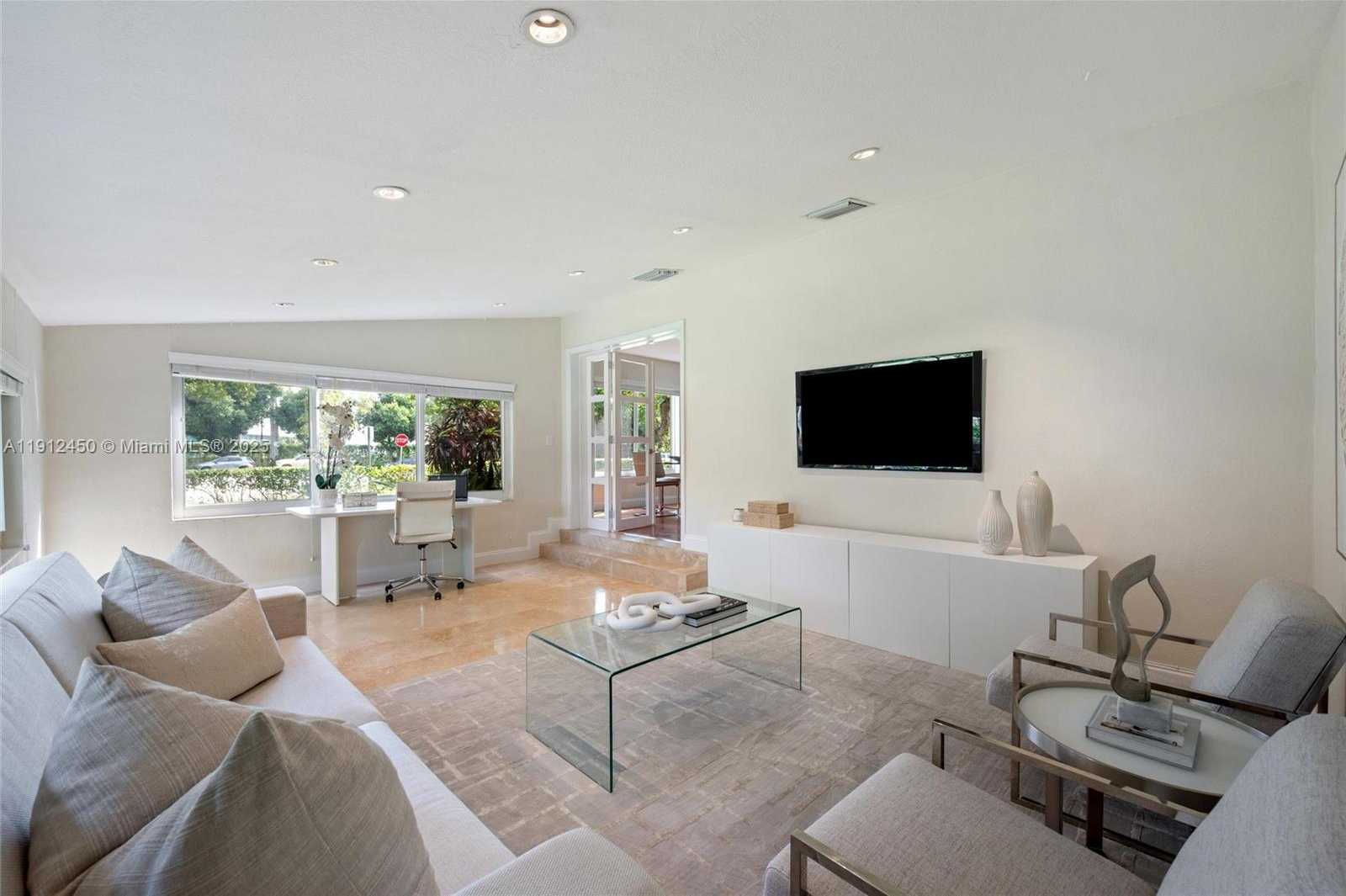 Small Image of 5620 ALHAMBRA CIR, Coral Gables Number 11