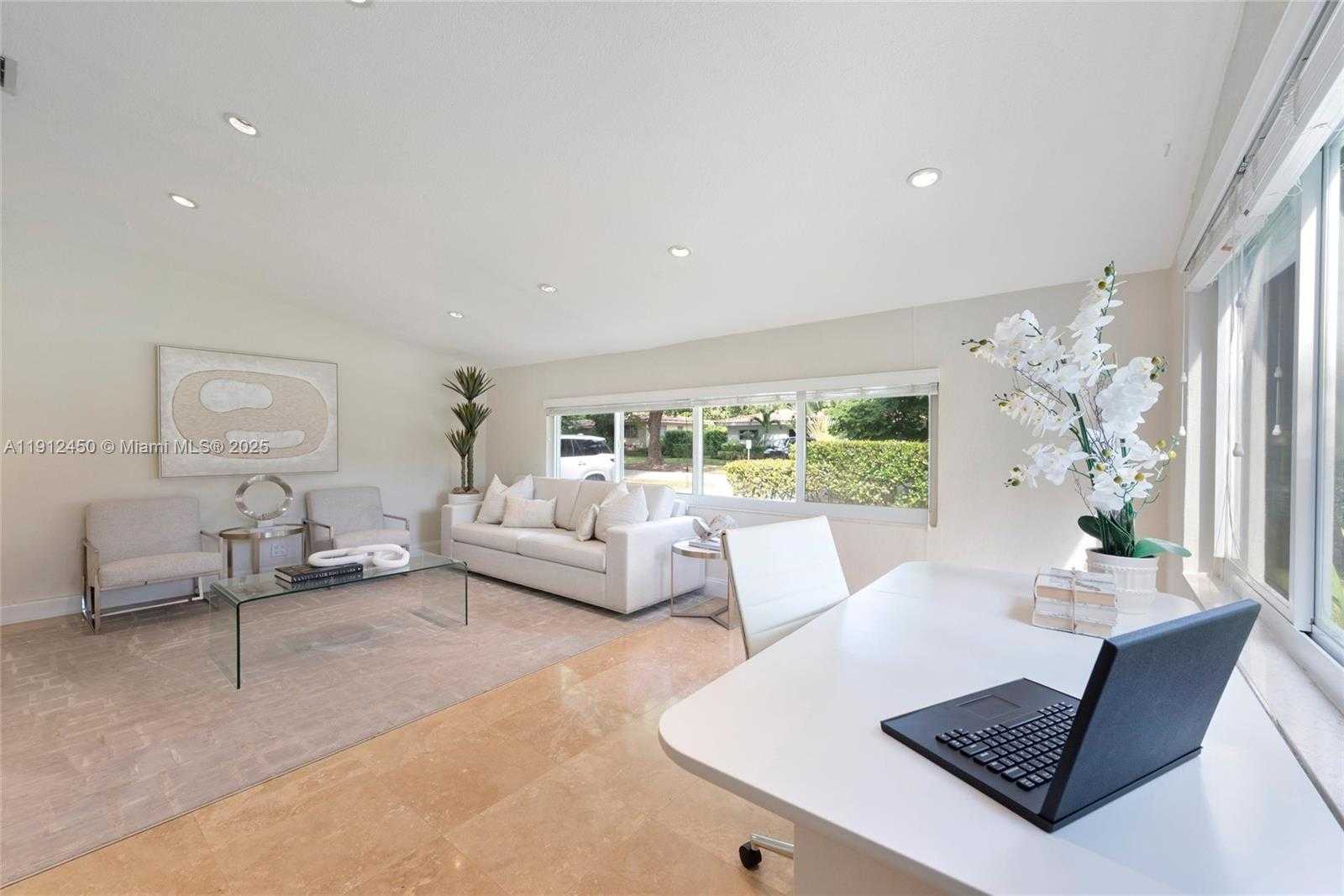 Small Image of 5620 ALHAMBRA CIR, Coral Gables Number 9