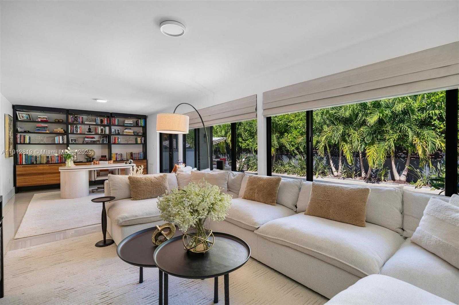 Small Image of 1043 NORTH EAST 98TH ST, Miami Shores Number 13