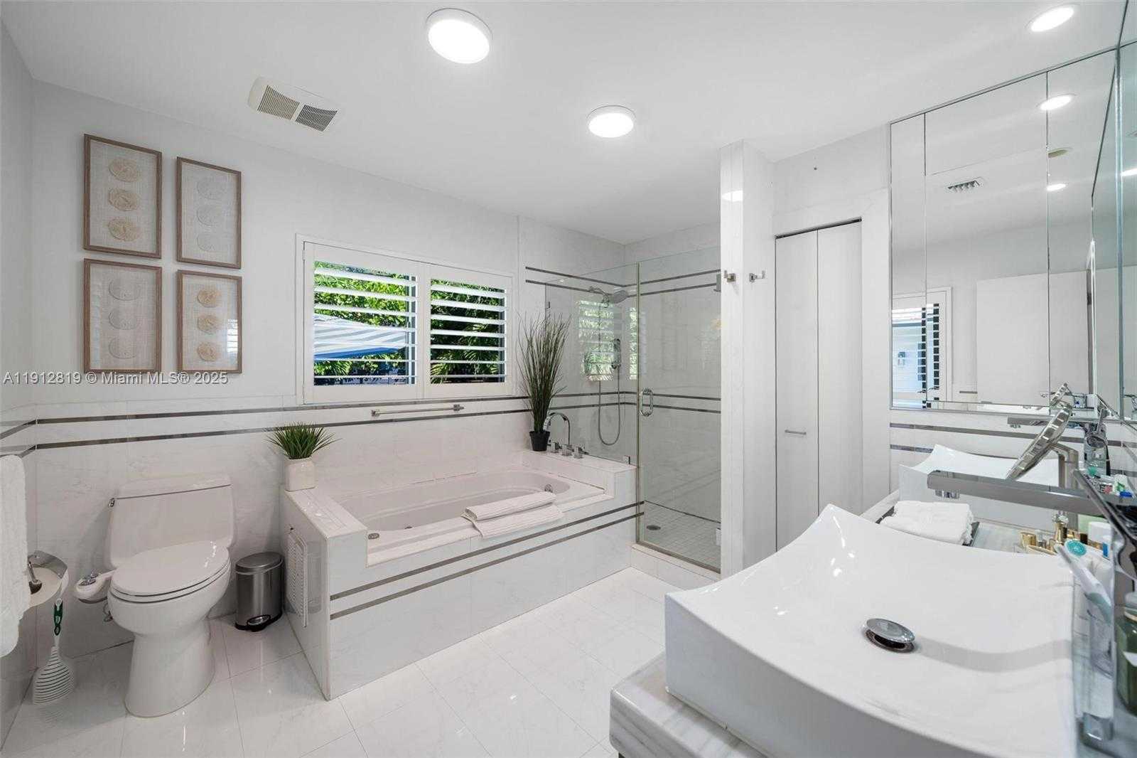 Small Image of 1043 NORTH EAST 98TH ST, Miami Shores Number 25