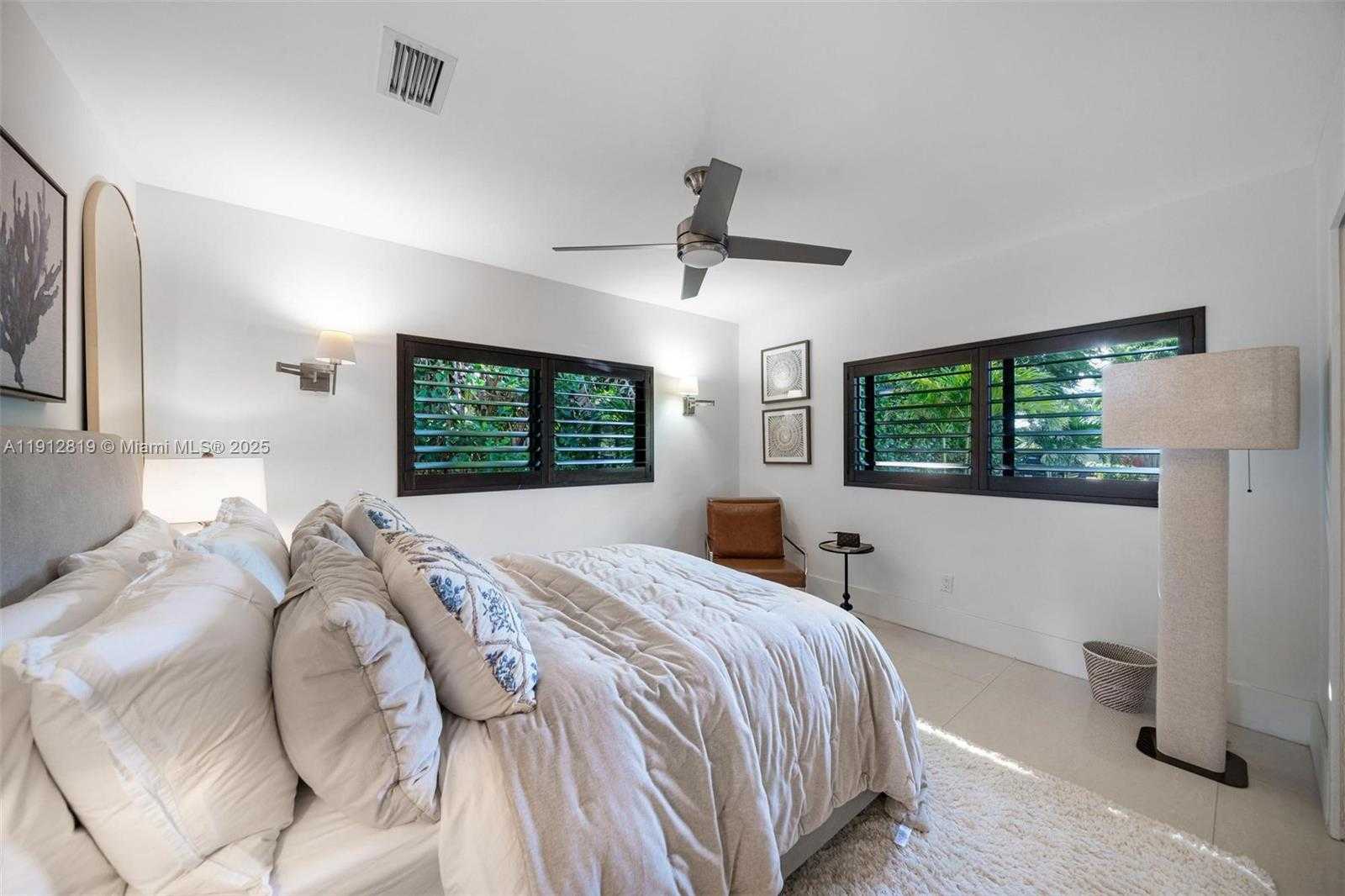 Small Image of 1043 NORTH EAST 98TH ST, Miami Shores Number 26