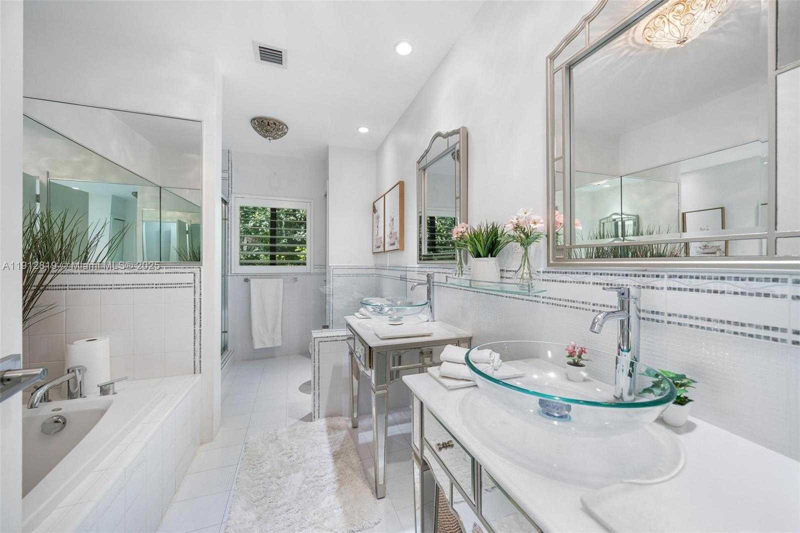 Small Image of 1043 NORTH EAST 98TH ST, Miami Shores Number 33