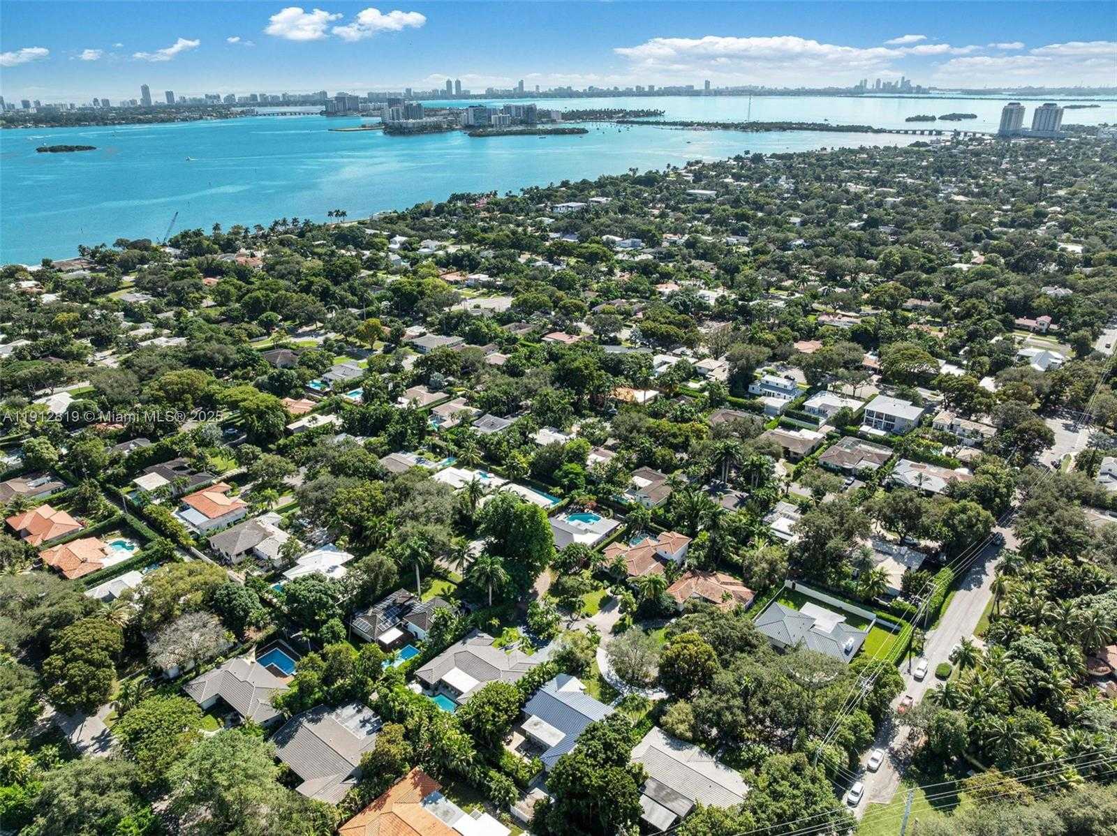 Small Image of 1043 NORTH EAST 98TH ST, Miami Shores Number 46