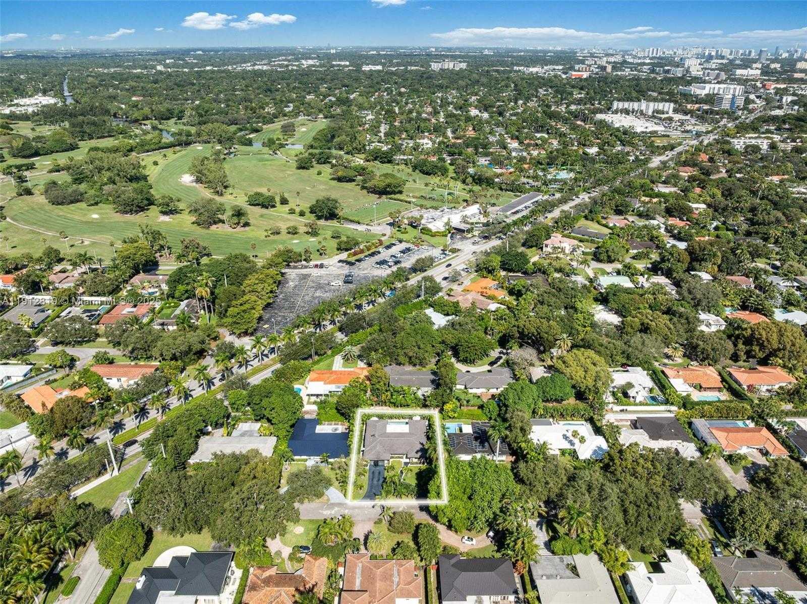 Small Image of 1043 NORTH EAST 98TH ST, Miami Shores Number 49