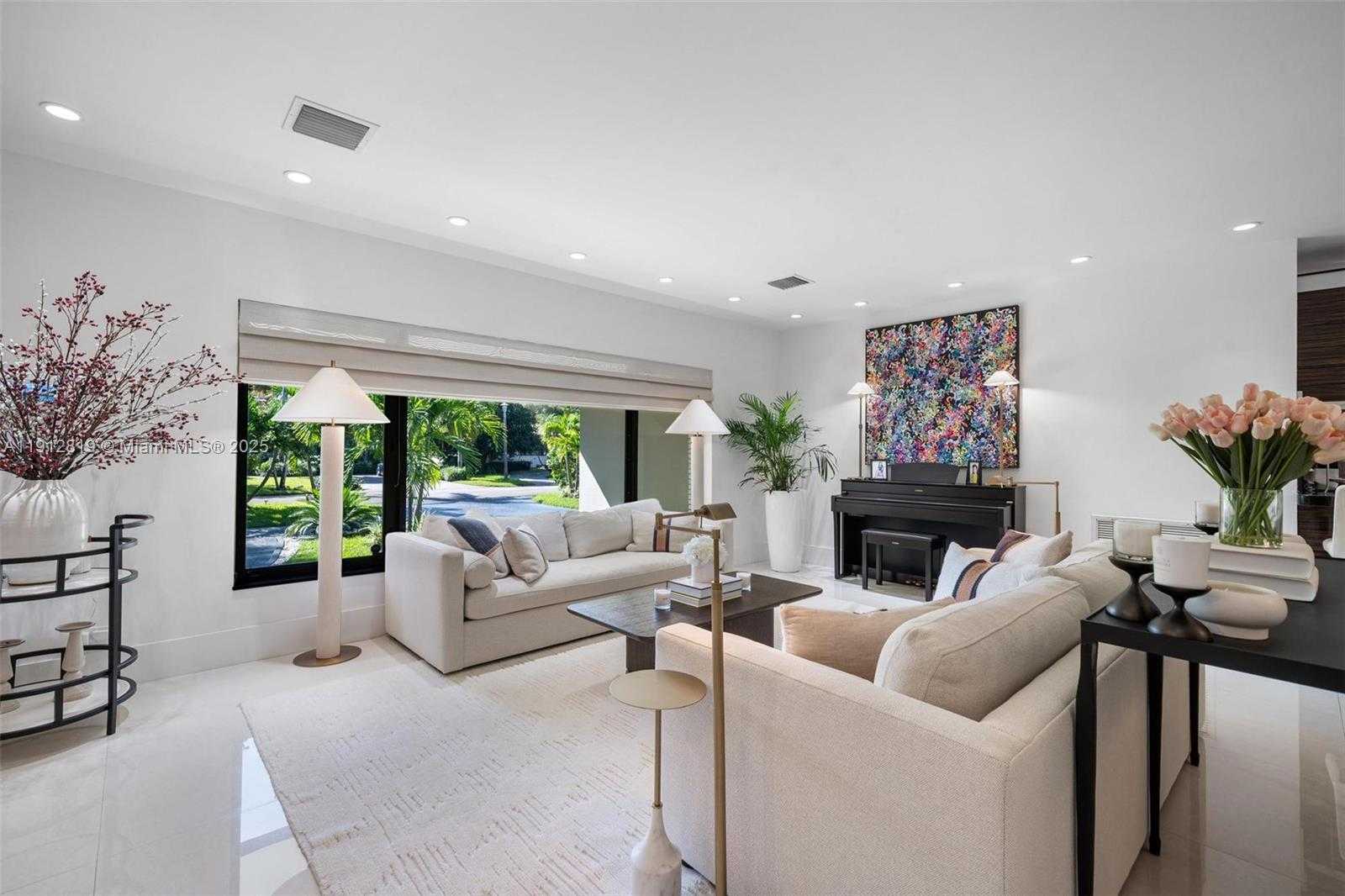 Small Image of 1043 NORTH EAST 98TH ST, Miami Shores Number 7