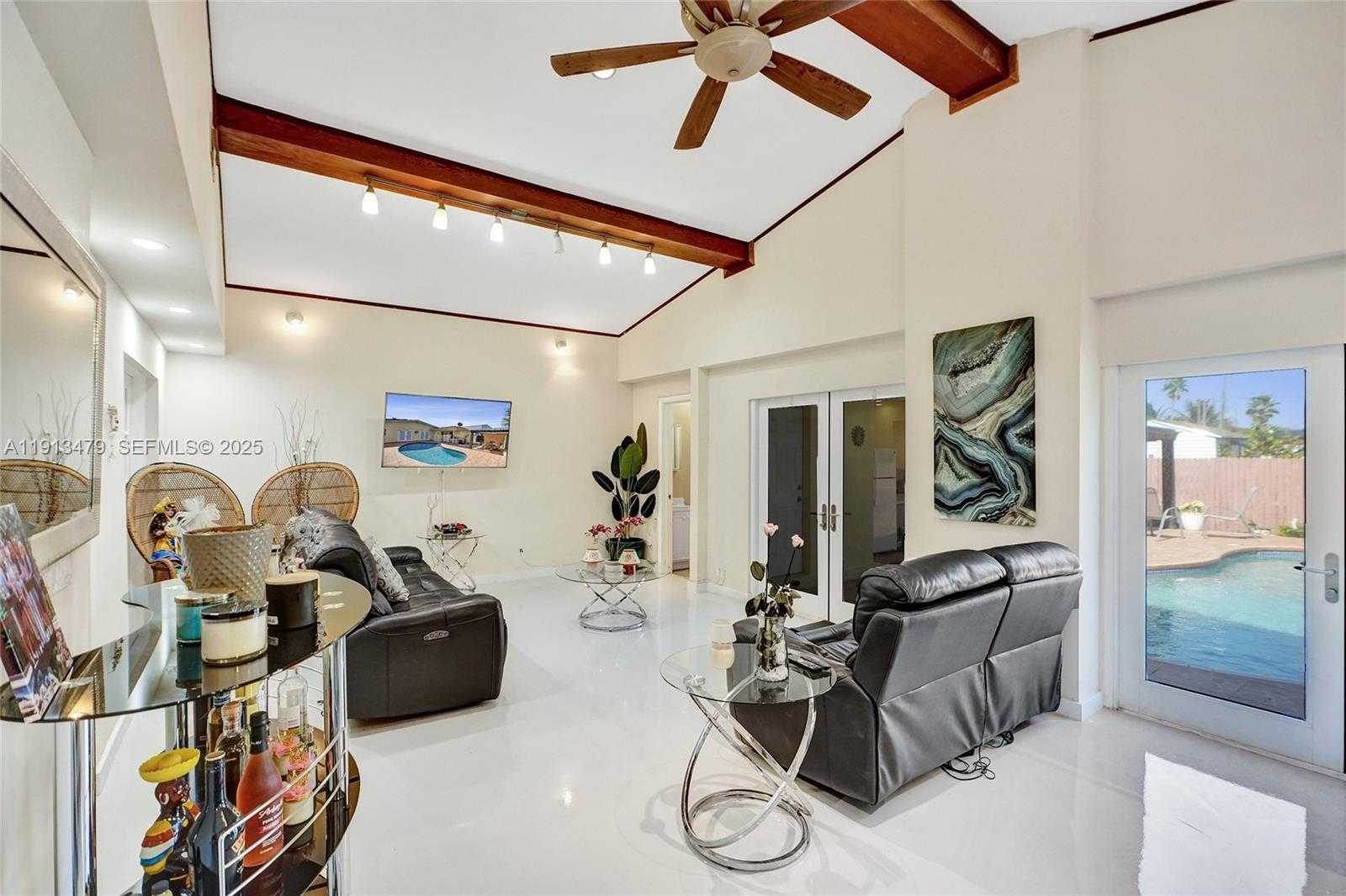 Small Image of 311 EAST 51ST ST, Hialeah Number 30