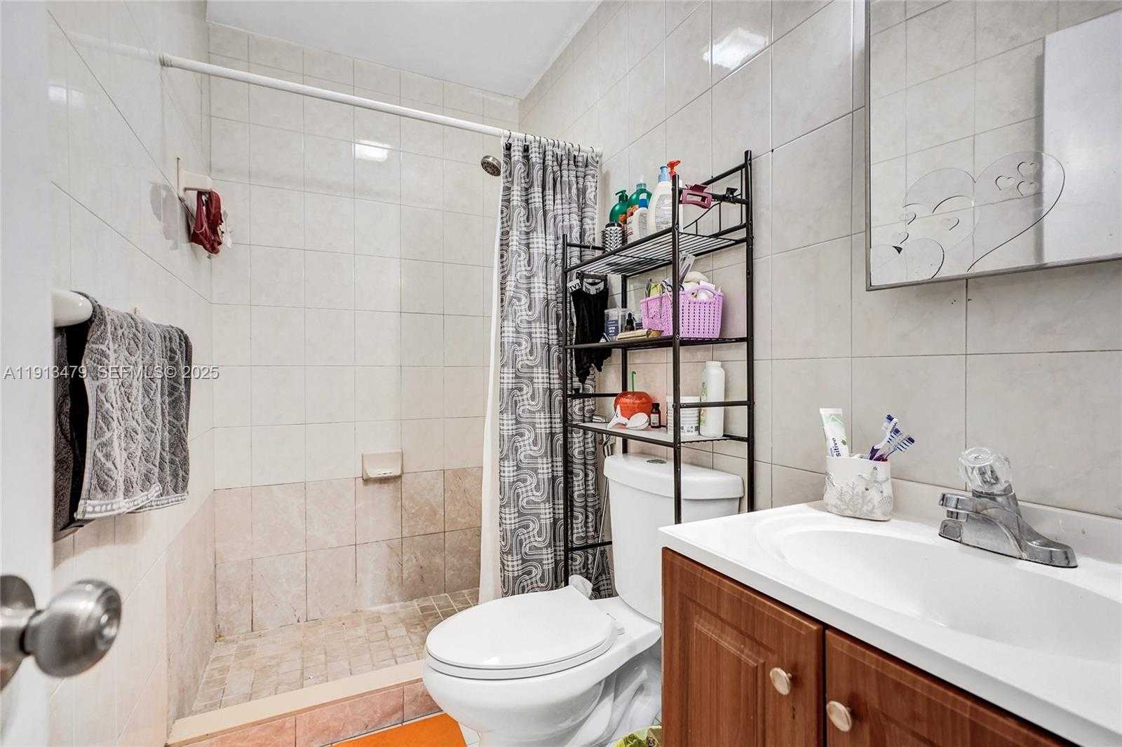 Small Image of 311 EAST 51ST ST, Hialeah Number 37