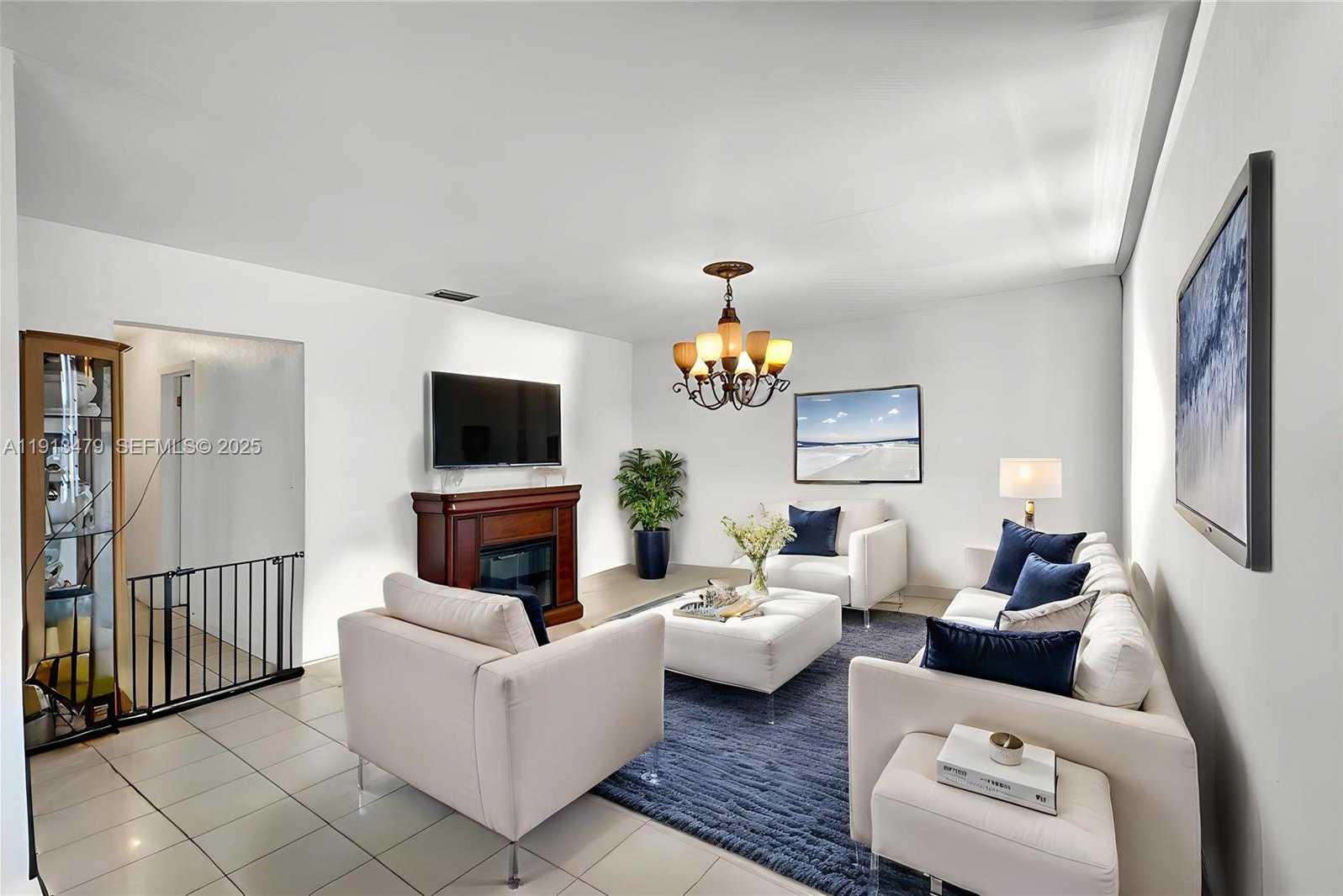 Small Image of 311 EAST 51ST ST, Hialeah Number 4