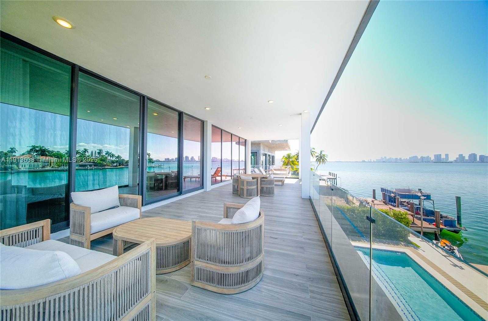 Small Image of 7520 WEST TREASURE DR, North Bay Village Number 16