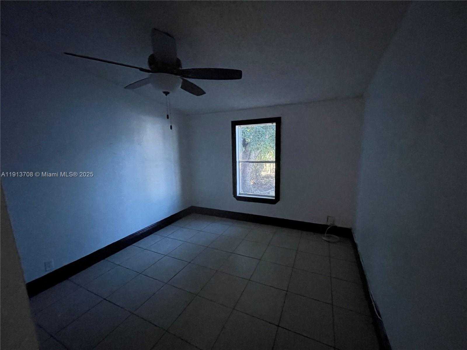 Small Image of 19800 SOUTH WEST 180TH AVE UNIT 394, Miami Number 29