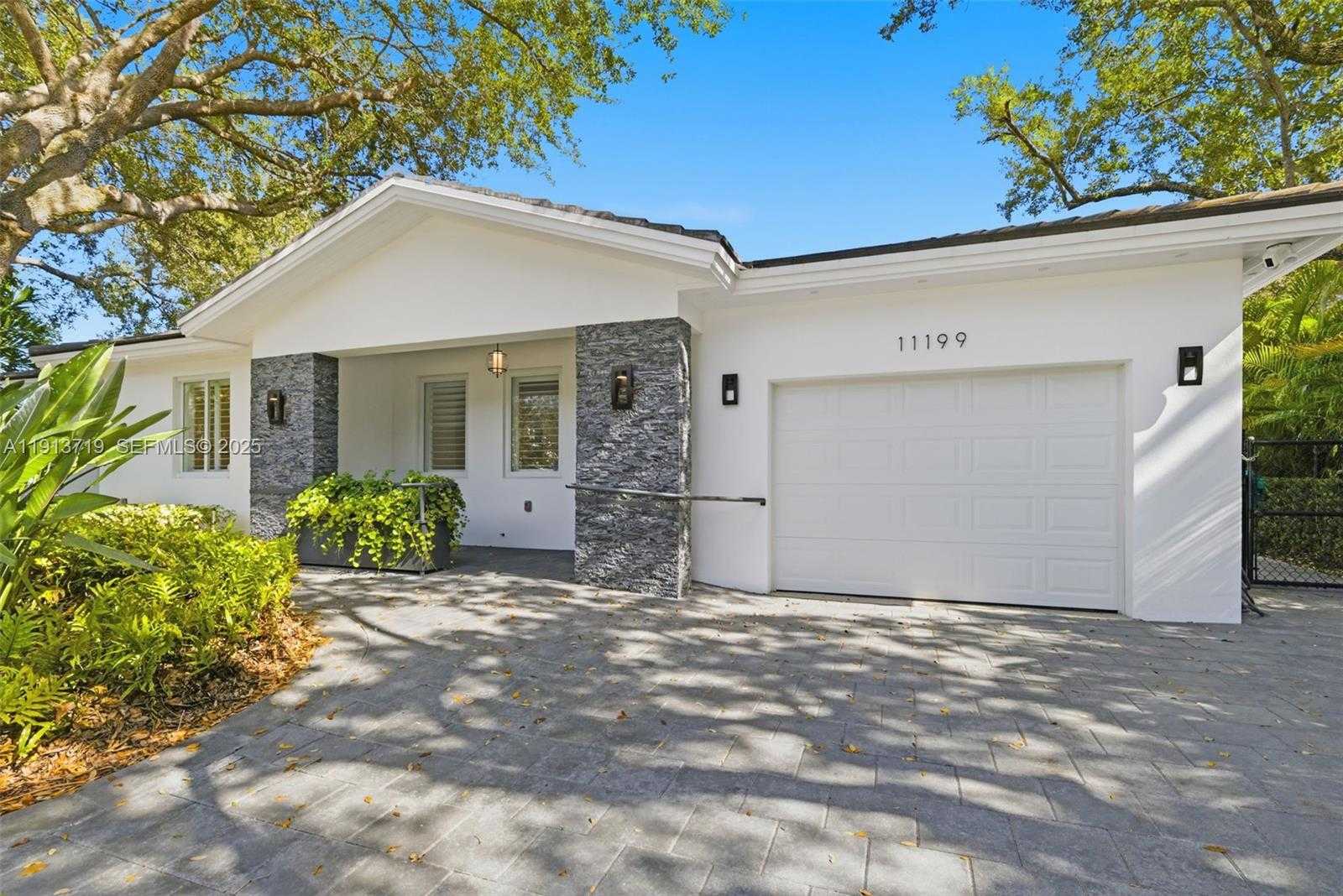 Imagen de Pequeño Objeto