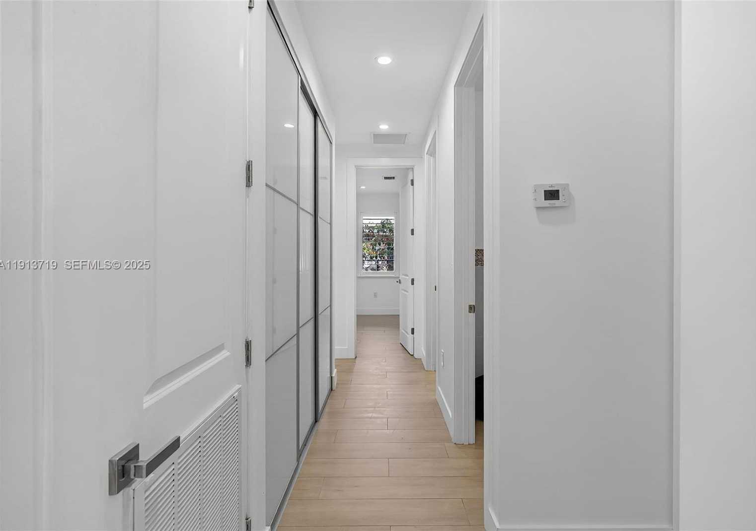 Imagen de Pequeño Objeto