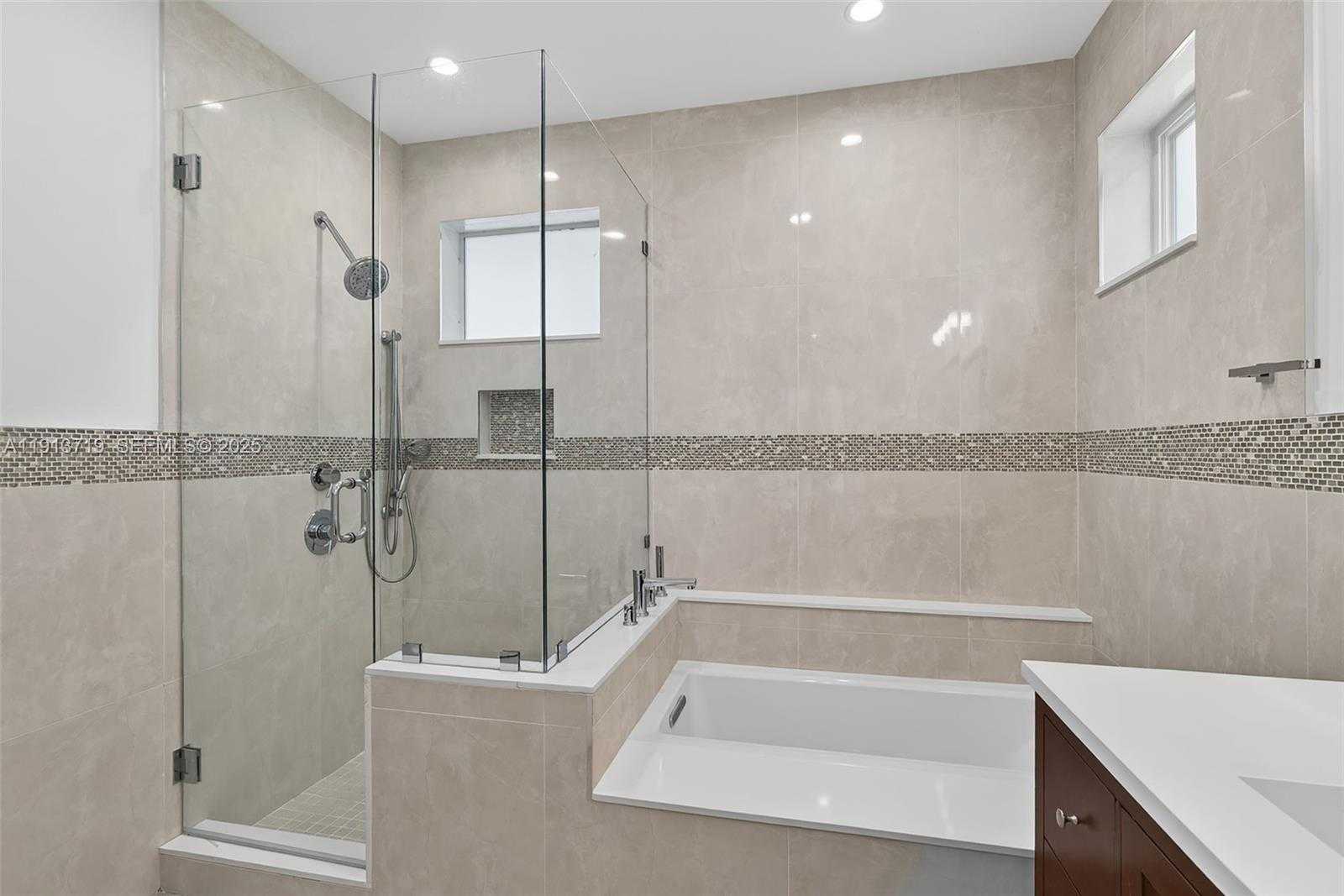 Imagen de Pequeño Objeto