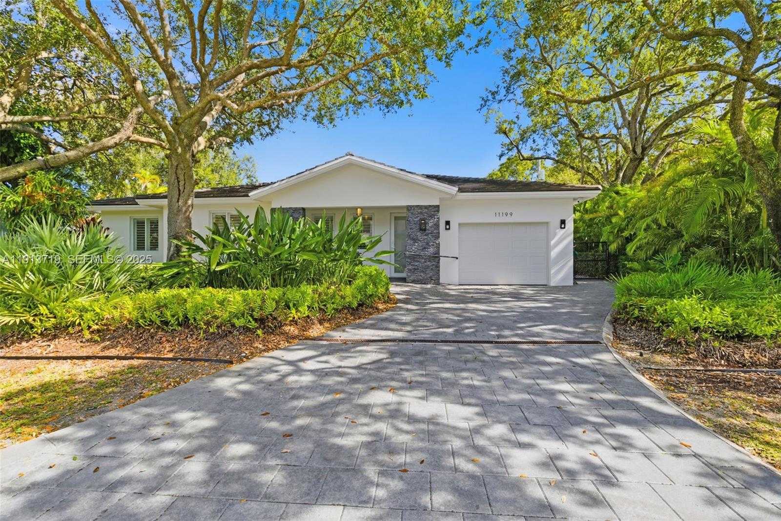 Imagen de Pequeño Objeto