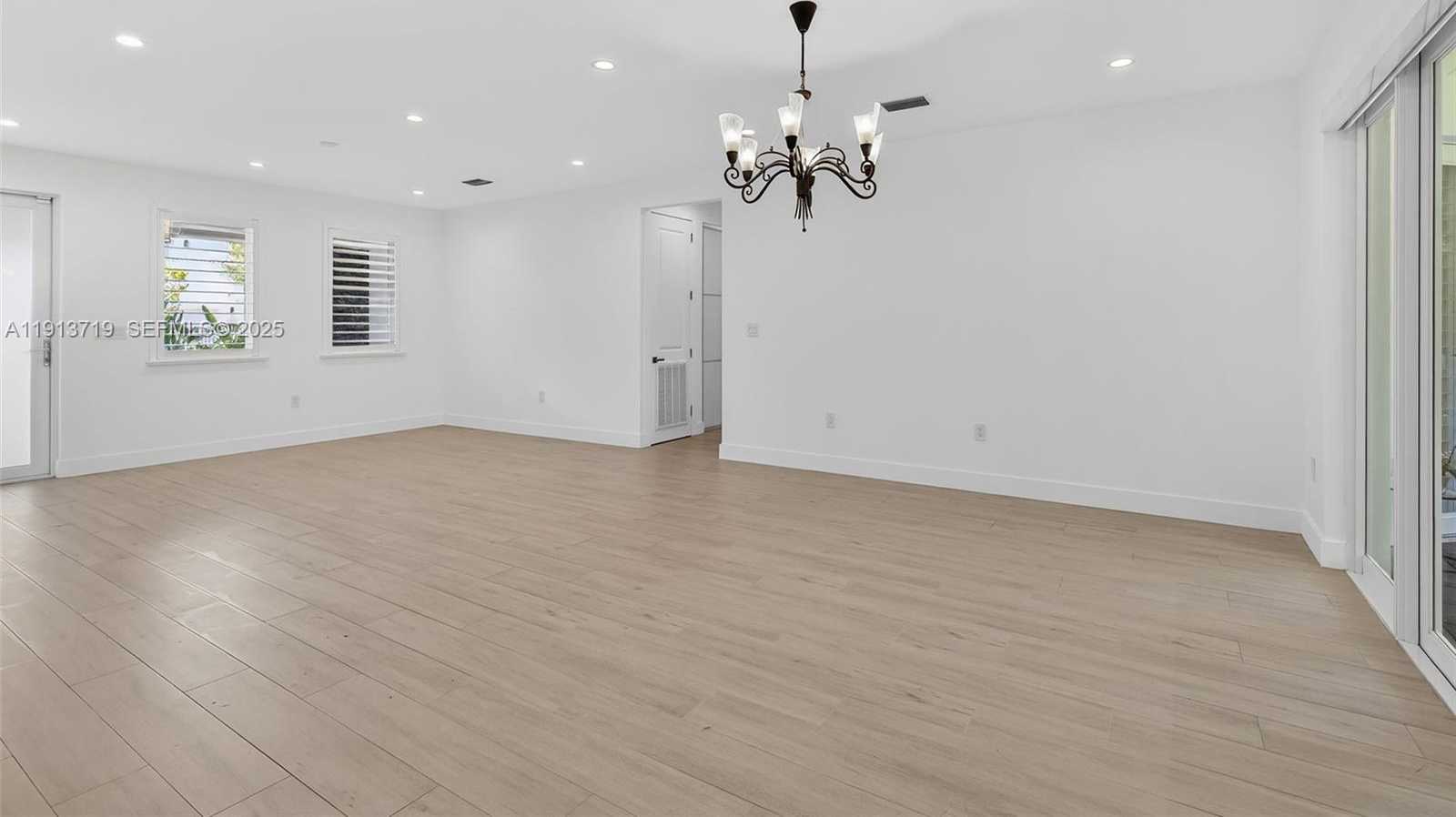 Imagen de Pequeño Objeto