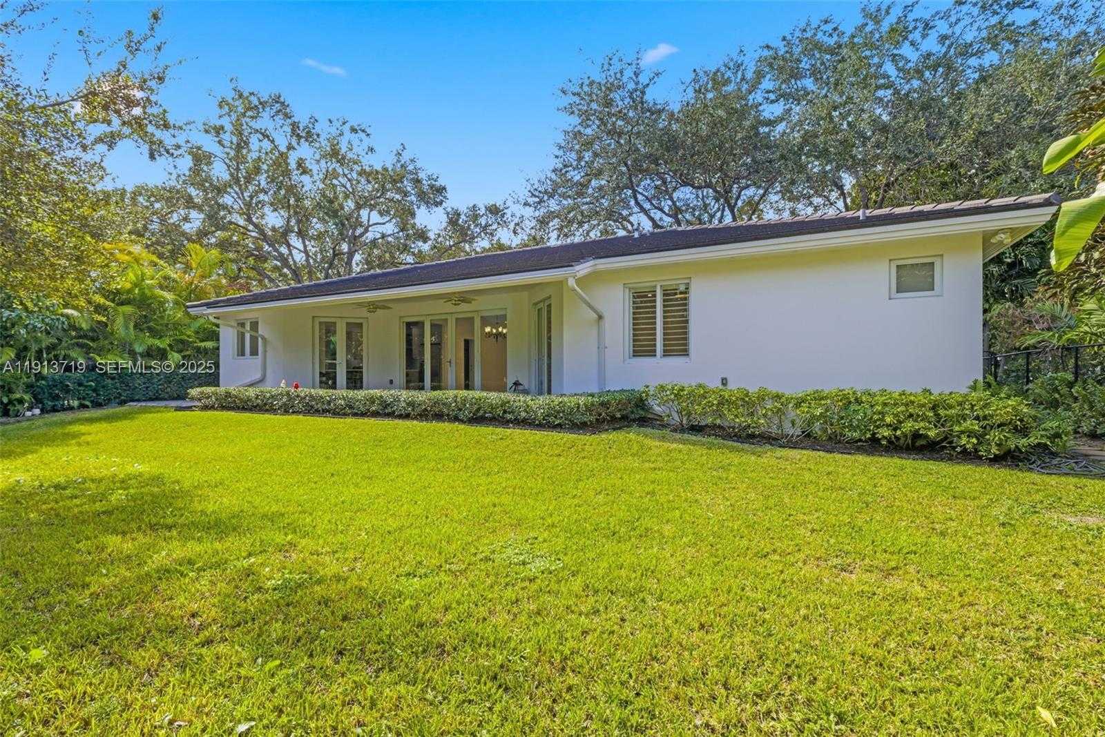 Imagen de Pequeño Objeto